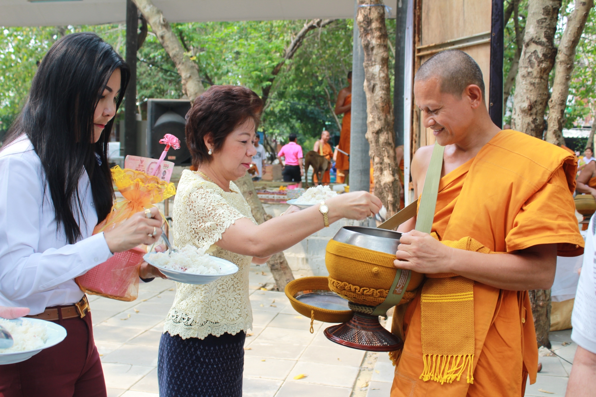 กิจกรรมครบรอบ ๔๙ ปี โครงการพัฒนาผู้นำอาสาพัฒนาชุมชน จ.นนทบุรี