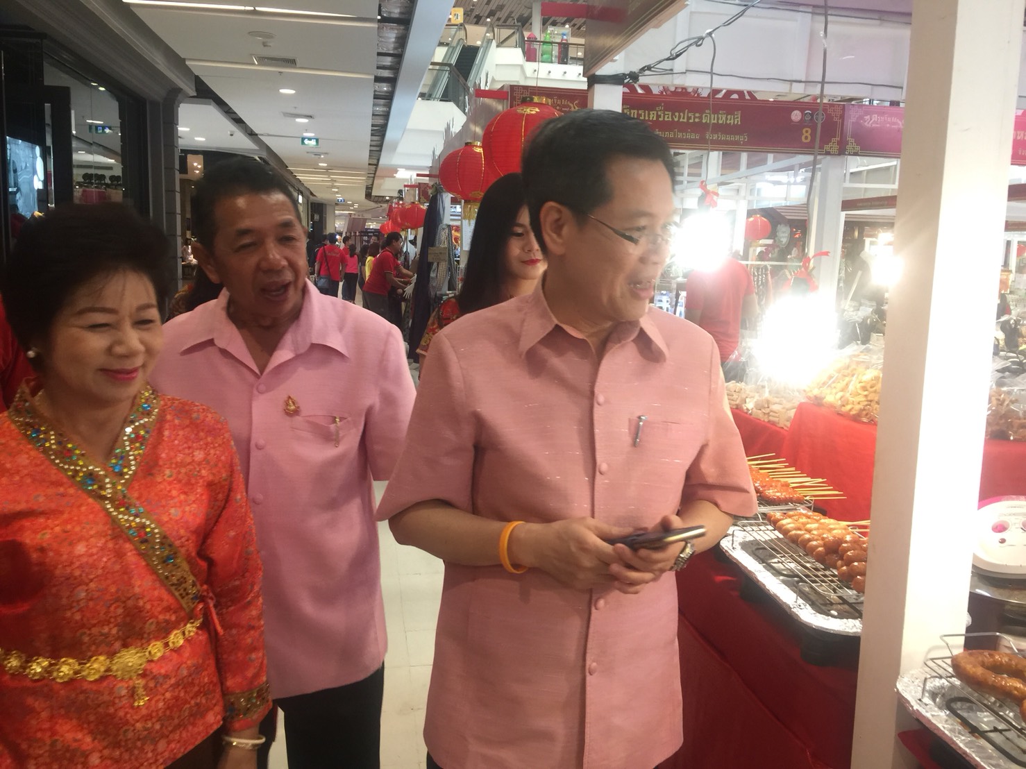 “ตรุษจีน สีสัน ภูมิปัญญา OTOP นนทบุรี” เซ็ลทรัลพลาซาพิษณุโลก