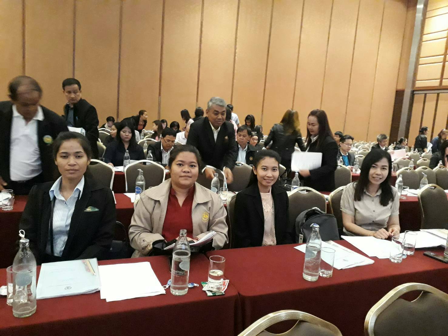 โครงการอบรมเพื่อเสริมสร้างให้ความรู้ด้านการป้องกันและปราบปรามการทุจริตและประพฤติมิชอบให้กับข้าราชการและเจ้าหน้าที่ของรัฐ ประจำปีงบประมาณ พ.ศ. 2561