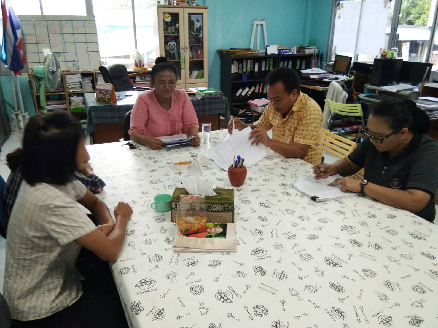 พช.นนทบุรี เร่งรัดติดตามการดำเนินงาน จปฐ.ปี 2561