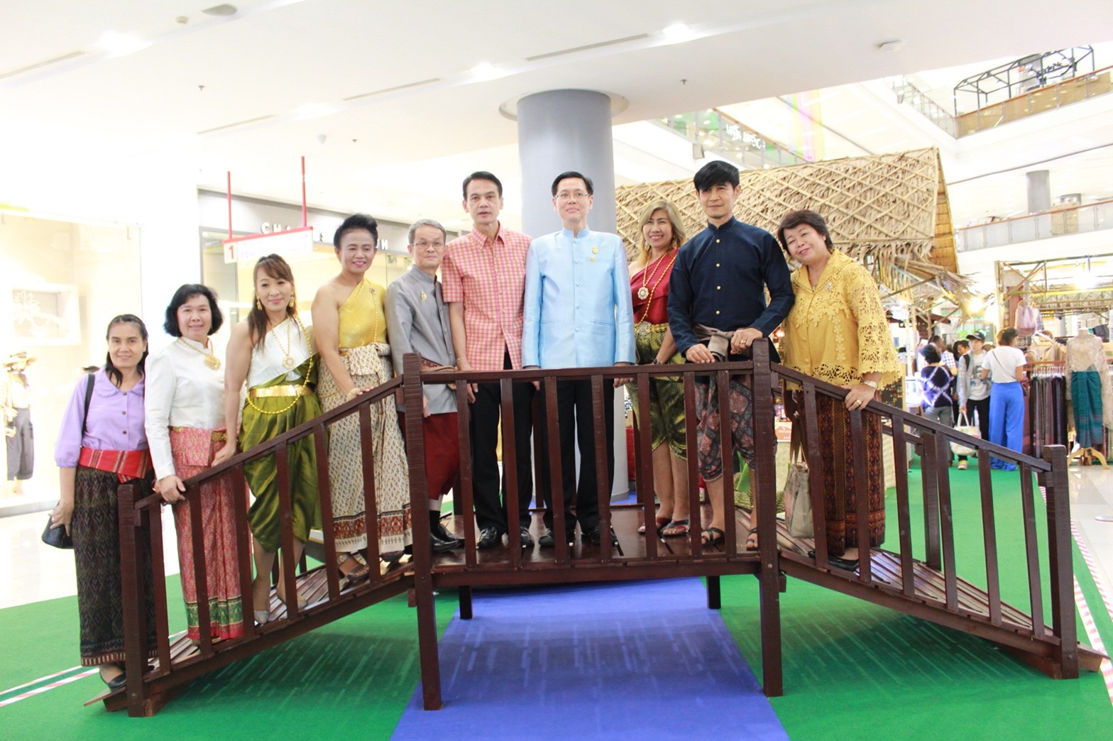 พิธีเปิดงาน “งานบ้านตลาดขวัญ ตำนานเมืองนนท์”