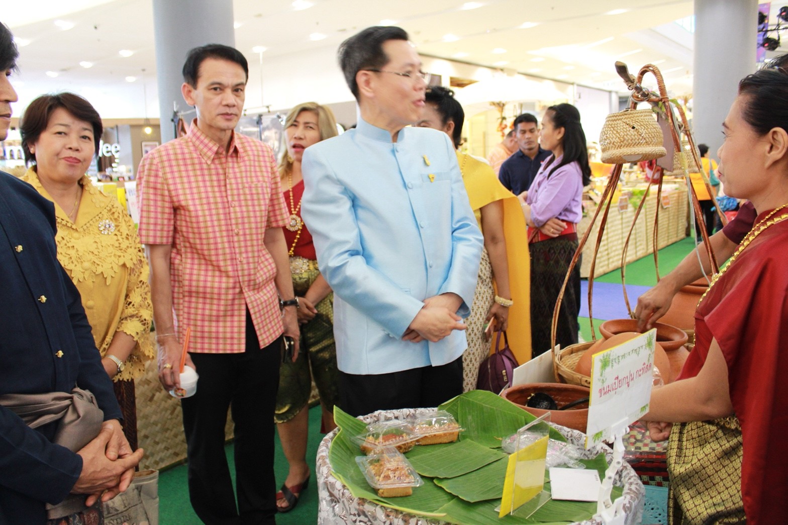 พิธีเปิดงาน “งานบ้านตลาดขวัญ ตำนานเมืองนนท์”