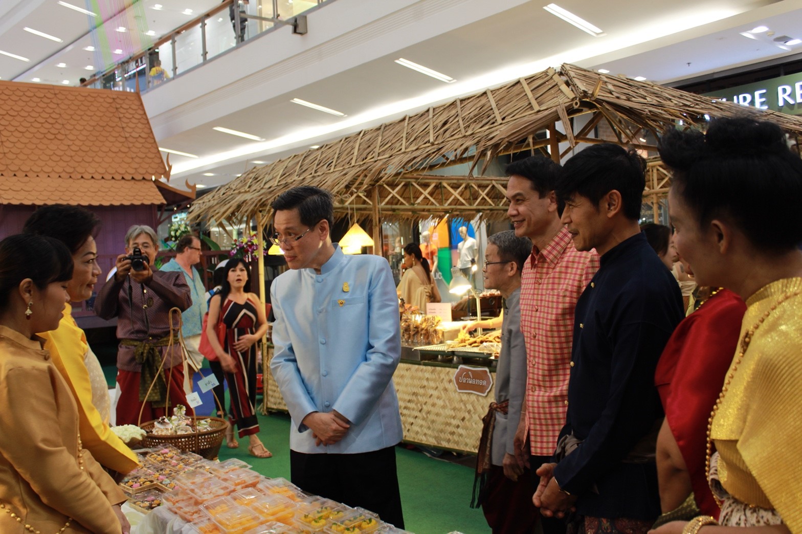 พิธีเปิดงาน “งานบ้านตลาดขวัญ ตำนานเมืองนนท์”