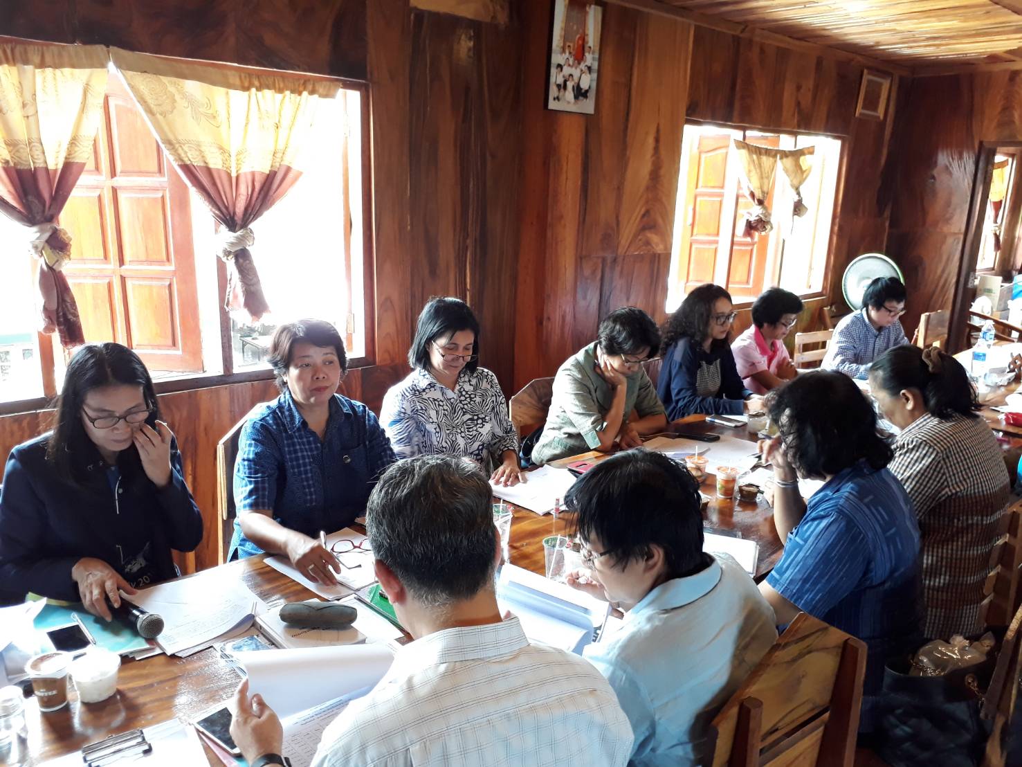 ประชุมสัญจร สพจ.นนทบุรี