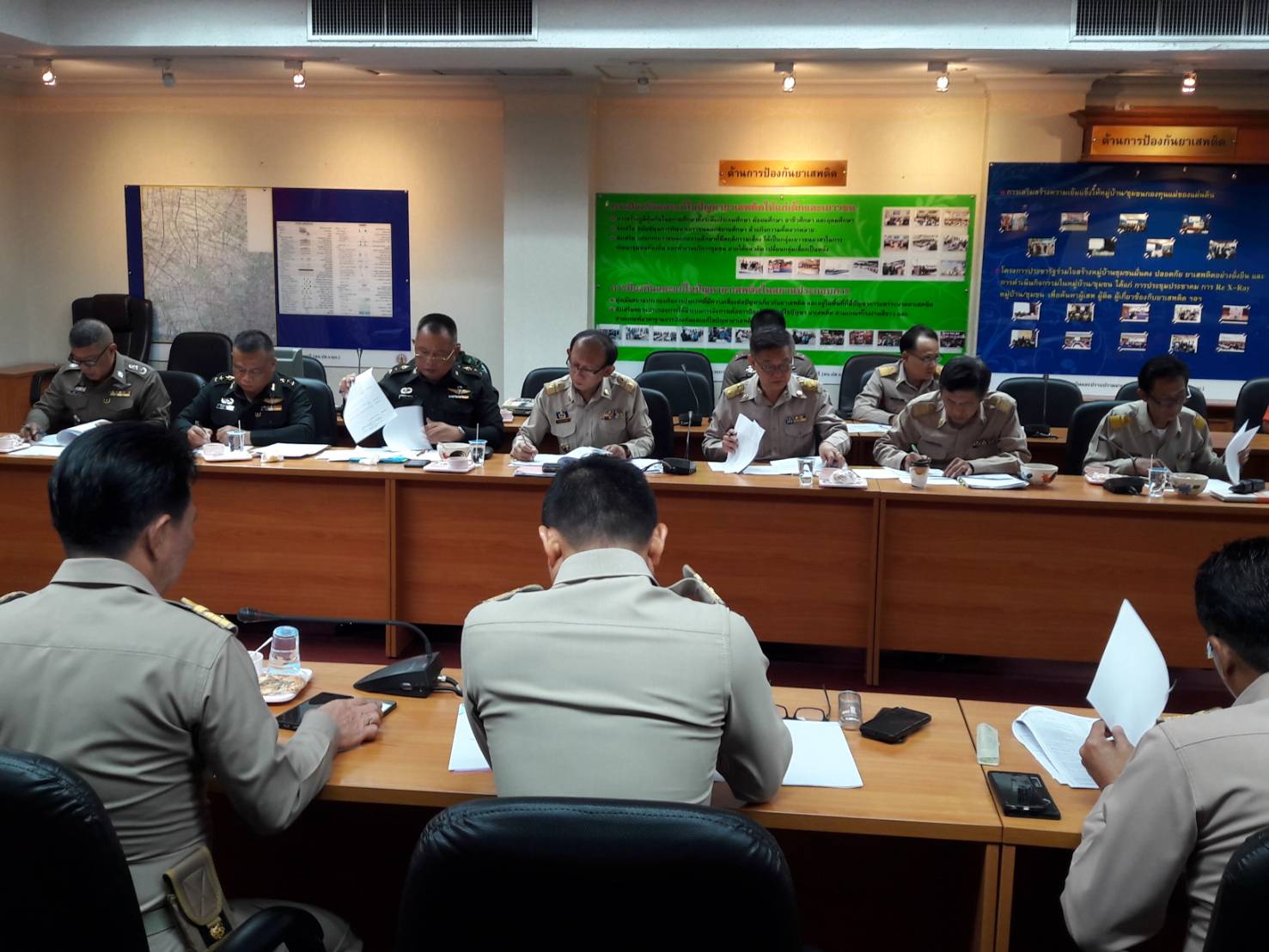 การประชุมนายอำเภอ และหัวหน้าส่วนราชการที่เกี่ยวข้องกับงานความมั่นคง ครั้งที่ 6/2561 