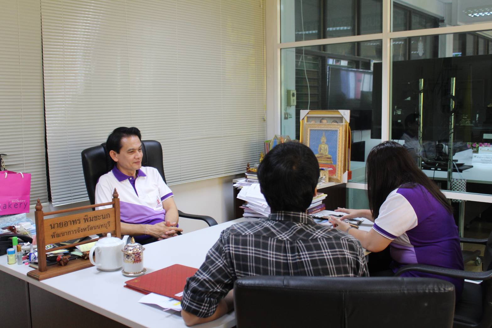 ให้สัมภาษณ์และข้อมูล กับทีมงานเทศบาลเมืองบางบัวทอง เรื่อง โครงการชุมชนท่องเที่ยว OTOP นวัตวิถี จังหวัดนนทบุรี