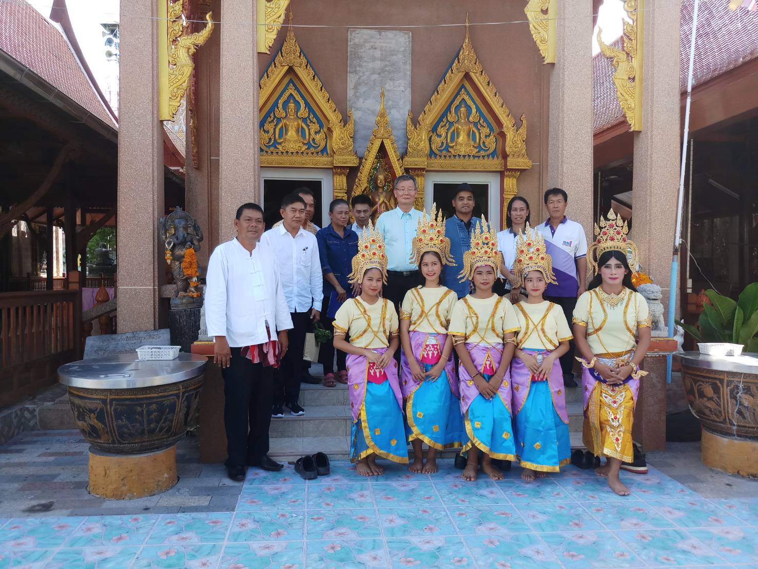 @สพจ.นนทบุรี>วันที่ 5 กันยายน 2561 นายไพบูลย์  บูรณะสันติ ผู้ตรวจราชการกรมการพัฒนาชุมชน ประธานคณะทำงานฯ ประธานกรรมการ การประกวดชุมชนท่องเที่ยว OTOP นวัตวิถีต้นแบบพร้อมทีมงาน ลงพื้นที่คัดเลือกชุมชนท่องเที่ยว OTOPนวัตวิถีต้นแบบ