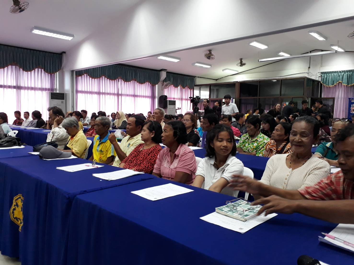 งานโครงการชุมชนท่องเที่ยว OTOP นวัตวิถี (กิจกรรมย่อยที่ 2.1) กิจกรรมส่งเสริมอัตลักษณ์ ภูมิปัญญา วัฒนธรรม และแสดงผลิตภัณฑ์ OTOP/ผลิตภัณฑ์ชุมชน: