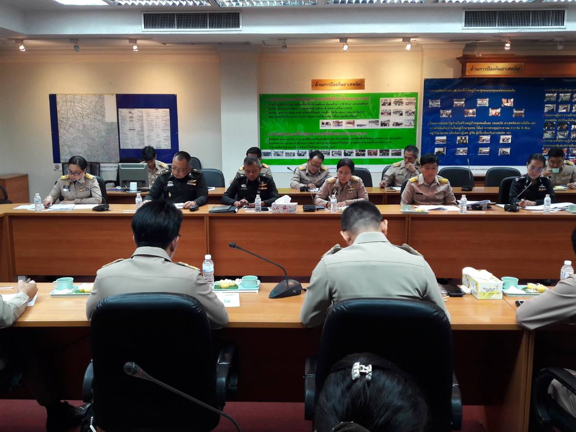 @สพจ.นนทบุรี>วันที่ 30 ตุลาคม 2561 นายภานุ  แย้มศรี  ผู้ว่าราชการจังหวัดนนทบุรี  เป็นประธานการประชุมนายอำเภอ และหัวหน้าส่วนราชการที่เกี่ยวข้องกับงานความมั่นคง ครั้งที่ 10/2561