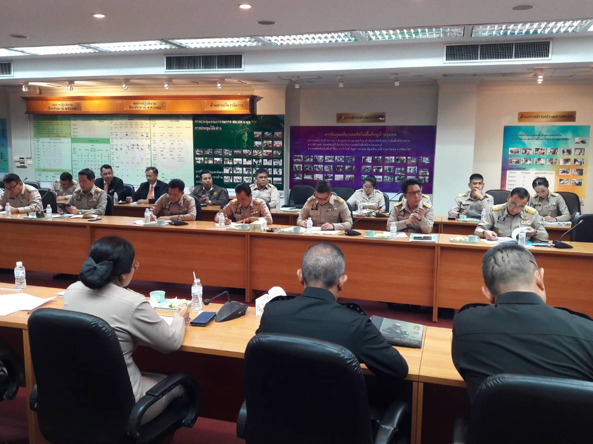 @สพจ.นนทบุรี>วันที่ 30 ตุลาคม 2561 นายภานุ  แย้มศรี  ผู้ว่าราชการจังหวัดนนทบุรี  เป็นประธานการประชุมนายอำเภอ และหัวหน้าส่วนราชการที่เกี่ยวข้องกับงานความมั่นคง ครั้งที่ 10/2561