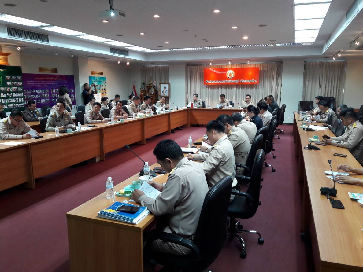 @สพจ.นนทบุรี>วันที่ 30 ตุลาคม 2561 นายภานุ  แย้มศรี  ผู้ว่าราชการจังหวัดนนทบุรี  เป็นประธานการประชุมนายอำเภอ และหัวหน้าส่วนราชการที่เกี่ยวข้องกับงานความมั่นคง ครั้งที่ 10/2561