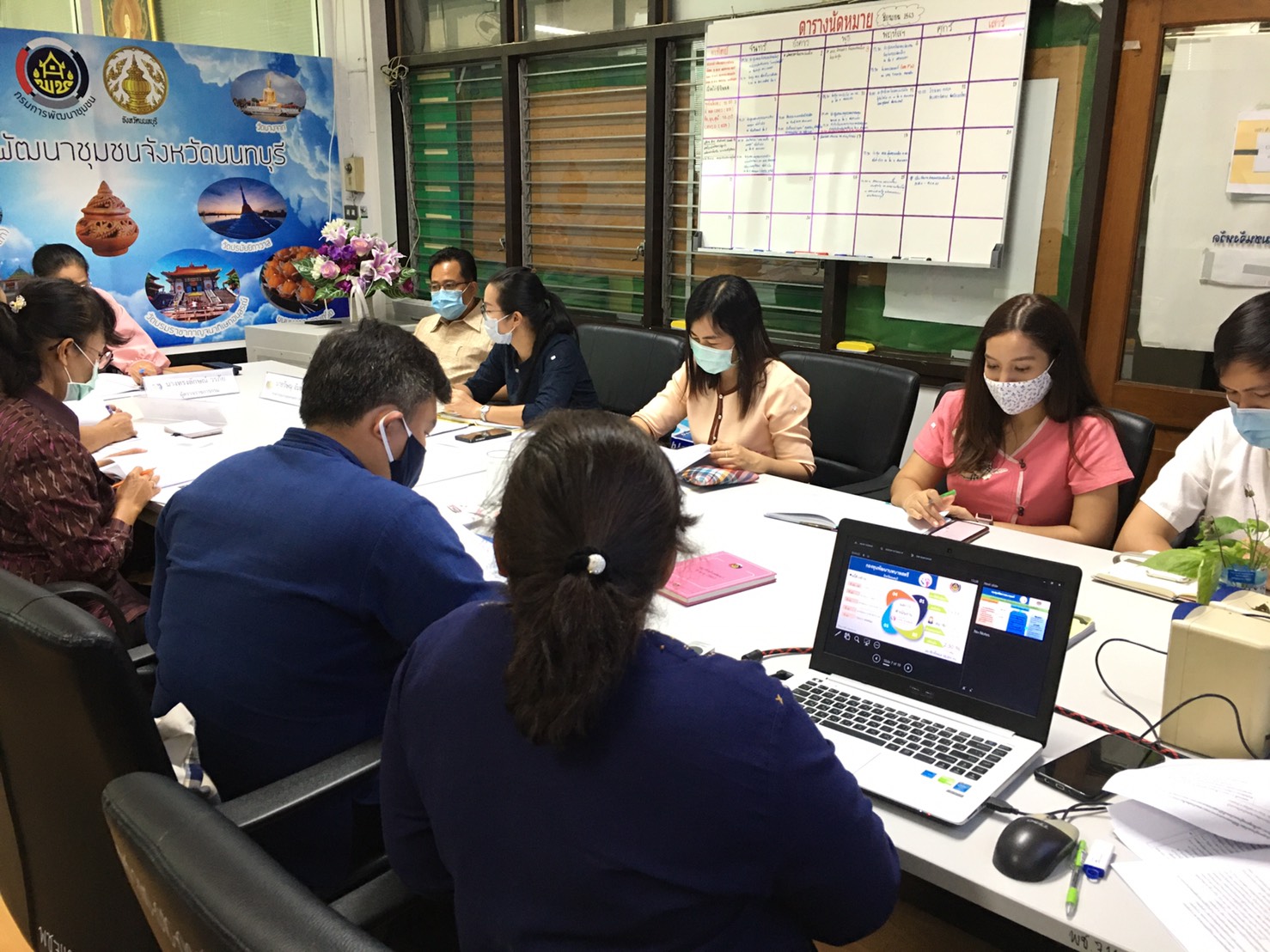 พช.นนทบุรี < ต้อนรับผู้ตรวจราชการ กรมการพัฒนาชุมชน นางทรงลักษณ์ วรภัย