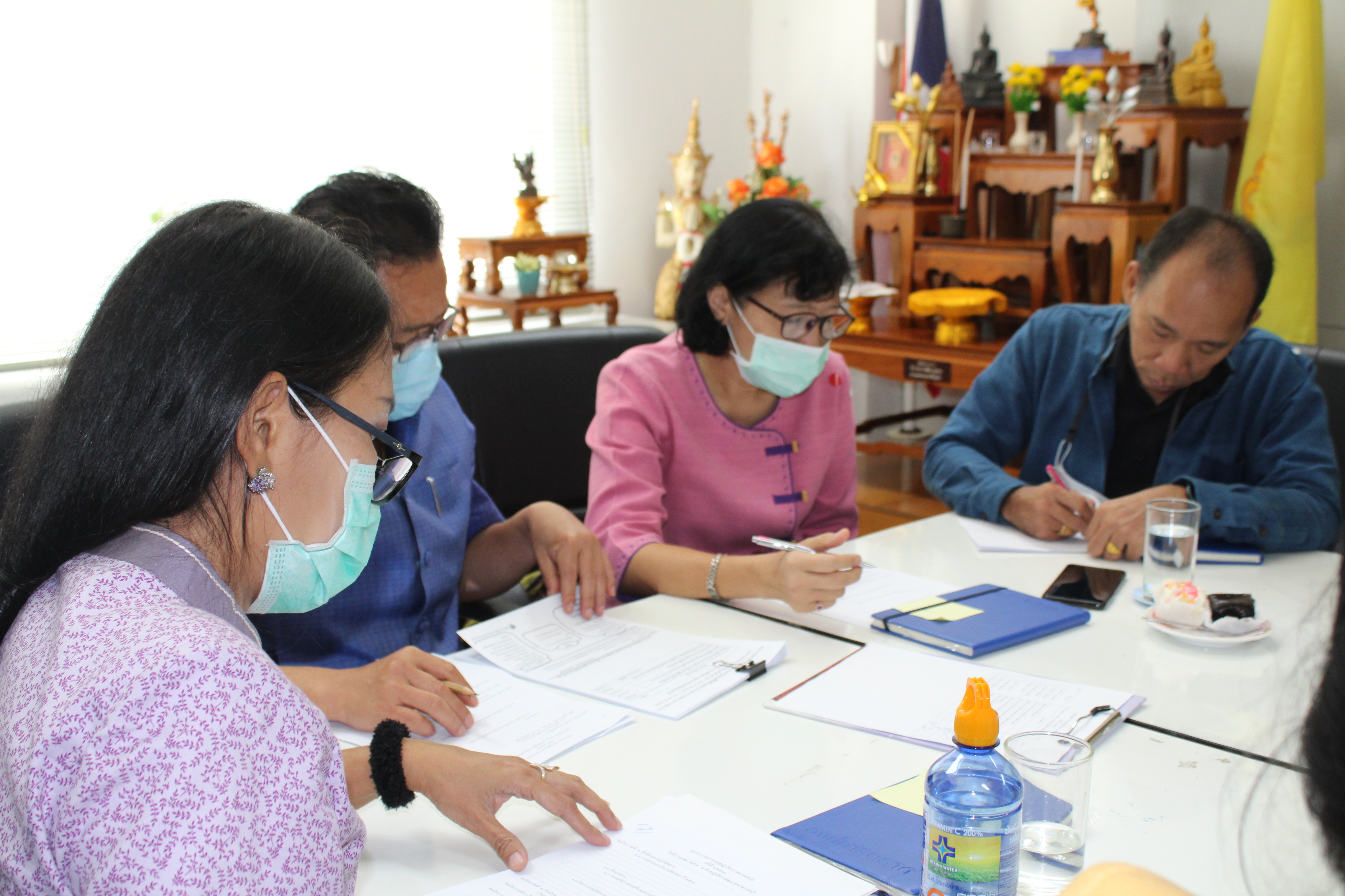 พช.นนทบุรี*** ประชุมทีมขับเคลื่อนสานงานพัฒนาชุมชนในพื้นที่อย่างต่อเนื่อง