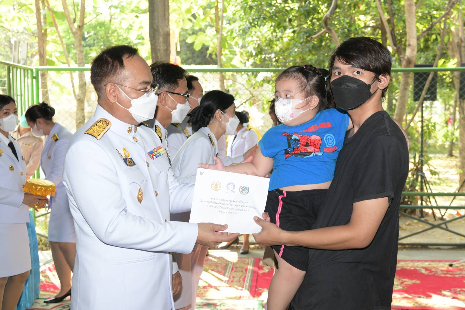 จังหวัดนนทบุรี จัดพิธีทอดผ้าป่าสมทบกองทุนพัฒนาเด็กชนบท ในพระราชูปถัมภ์ สมเด็จพระเทพรัตนราชสุดาฯ สยามบรมราชกุมารี เพื่อช่วยเหลือสนับสนุนพัฒนาเด็กก่อนวัยเรียน ที่ครอบครัวยากจนและด้อยโอกาส