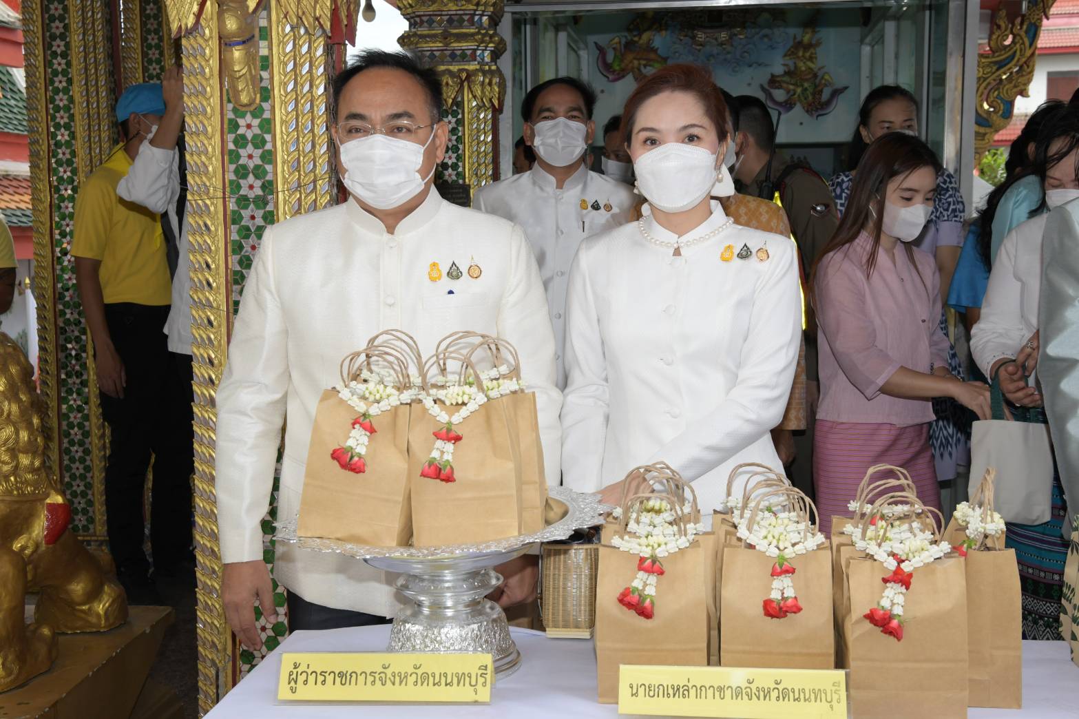 พจ.นนทบุรี ร่วมพิธีทำบุญตักบาตรถวายพระกุศลสมเด็จพระอริยวงศาคตญาณ สมเด็จพระสังฆราช สกลมหาสังฆปริณายก