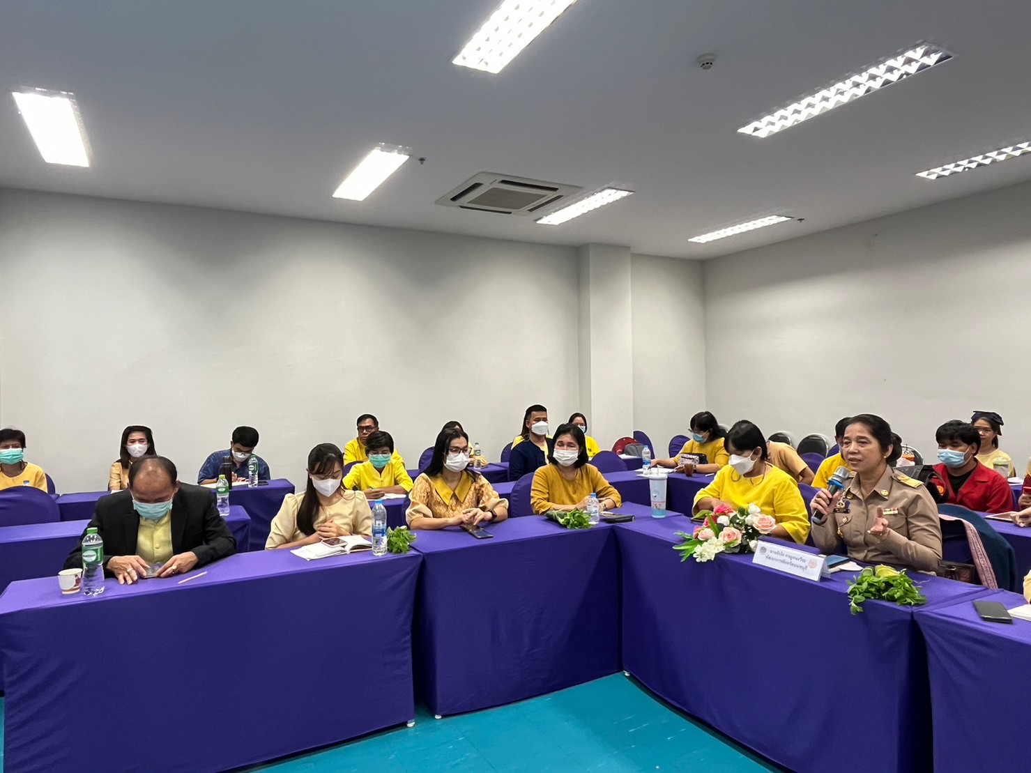 พช. นนท์ ขับเคลื่อนองค์กรแห่งการเรียนรู้ หนุนเสริมสร้างชุมชนเข้มแข็ง แก้ปัญหาปากท้องประชาชน