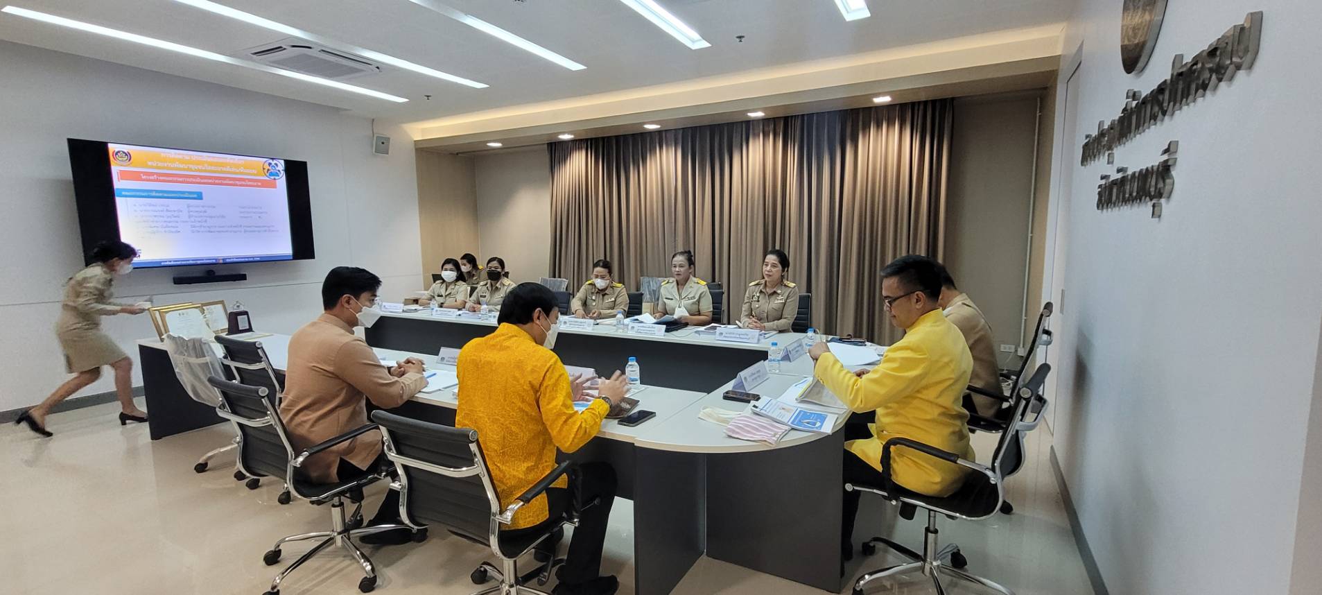 พช.นนทบุรี  รวมพลังนำเสนอผลการดำเนินงานพัฒนาชุมชนใสสะอาด ระดับ “ดีเด่น”  ประจำปีงบประมาณ พ.ศ. 2566