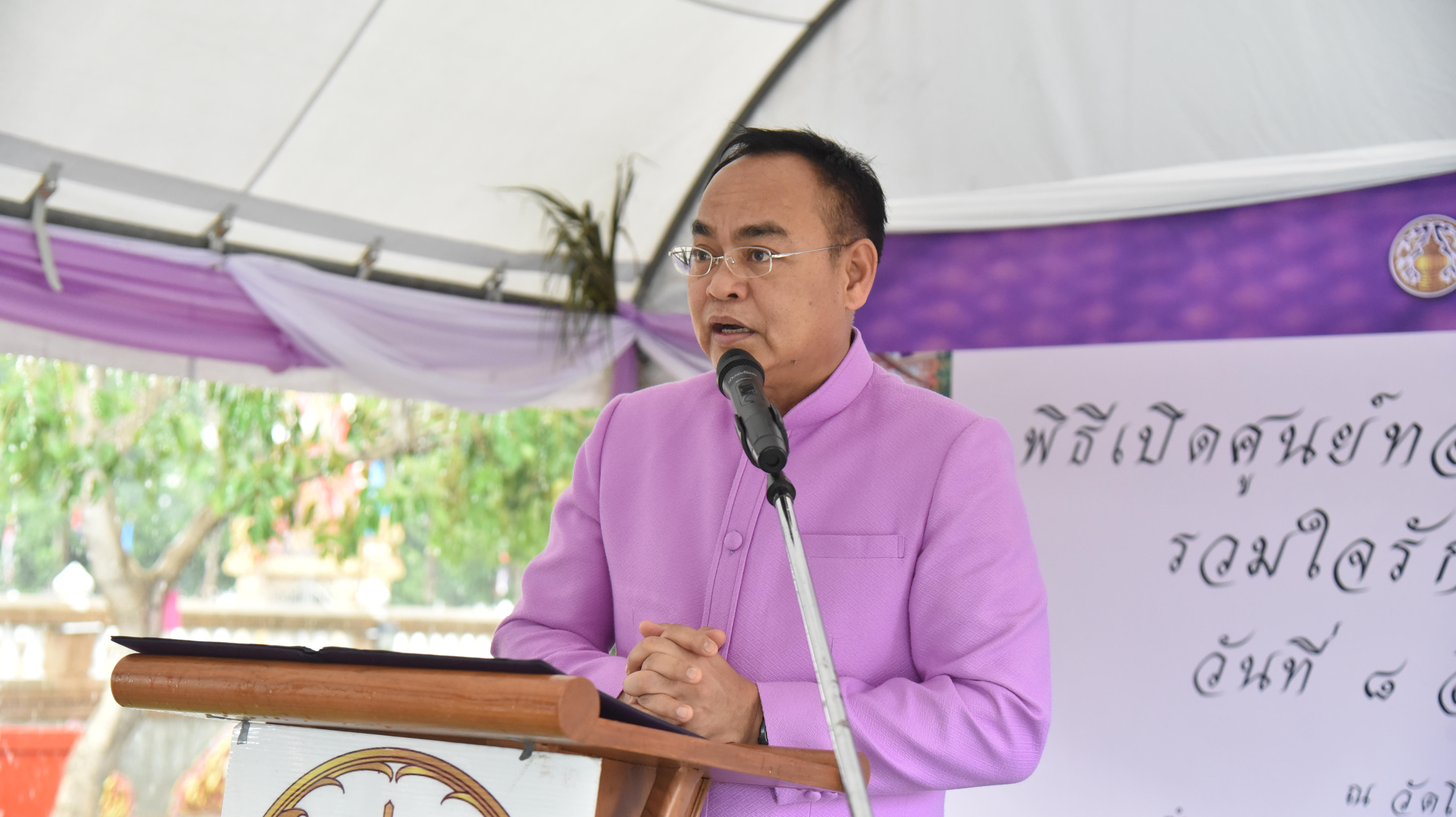 จังหวัดนนทบุรี เปิดศูนย์ทอผ้า มุ่งส่งเสริมการทอผ้าลายอัตลักษณ์จังหวัด “ลายวิจิตรนนทรี” สืบสานงานทอผ้า ต่อยอดภูมิปัญญา สร้างอาชีพสู่ชุมชน