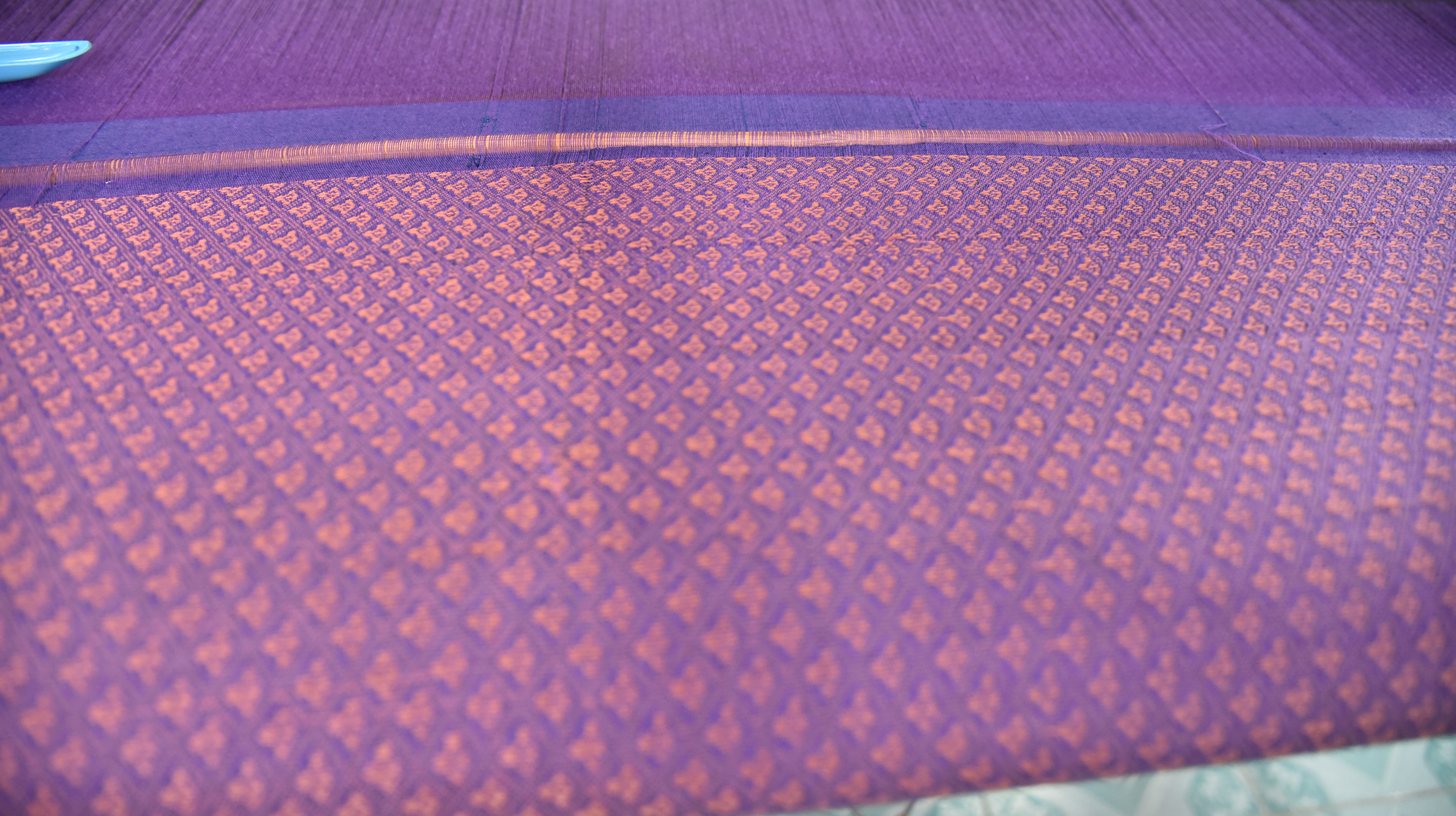 จังหวัดนนทบุรี เปิดศูนย์ทอผ้า มุ่งส่งเสริมการทอผ้าลายอัตลักษณ์จังหวัด “ลายวิจิตรนนทรี” สืบสานงานทอผ้า ต่อยอดภูมิปัญญา สร้างอาชีพสู่ชุมชน