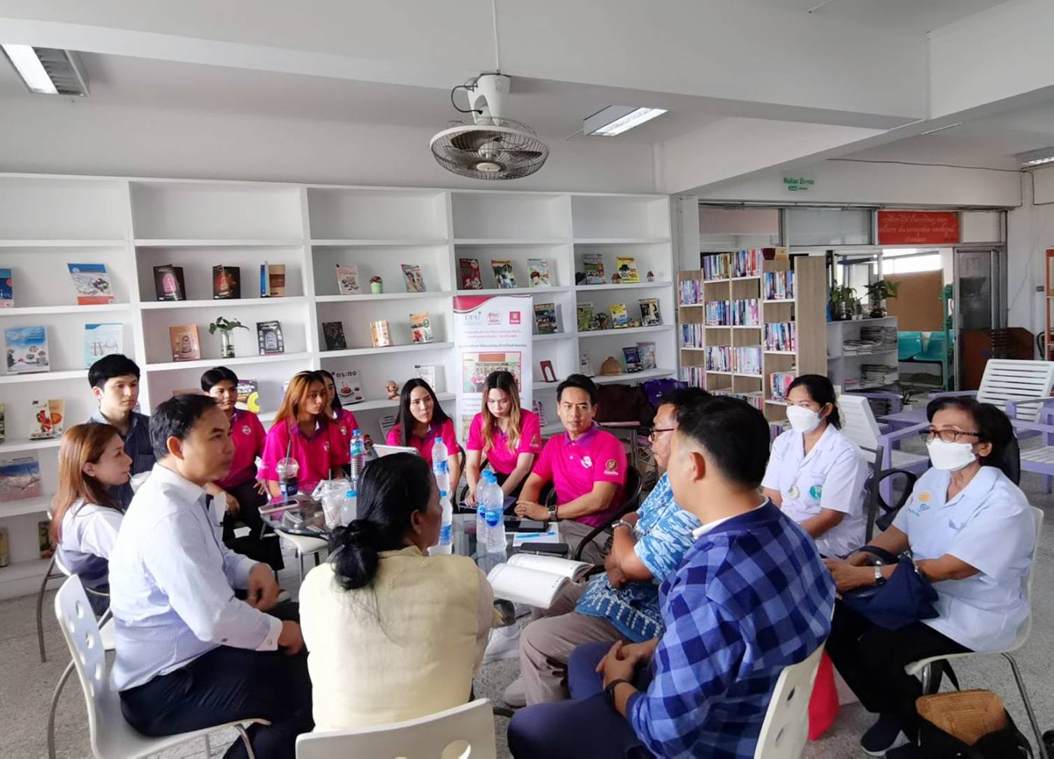 พช.นนท์ จับมือ ม.ธุรกิจบัณฑิตย์ ยกระดับผลิตภัณฑ์ OTOP สินค้าชุมชน เพื่อพัฒนาศักยภาพกลุ่มอาชีพศูนย์ส่งเสริมอาชีพนวดแผนไทยวัดเสาธงทอง