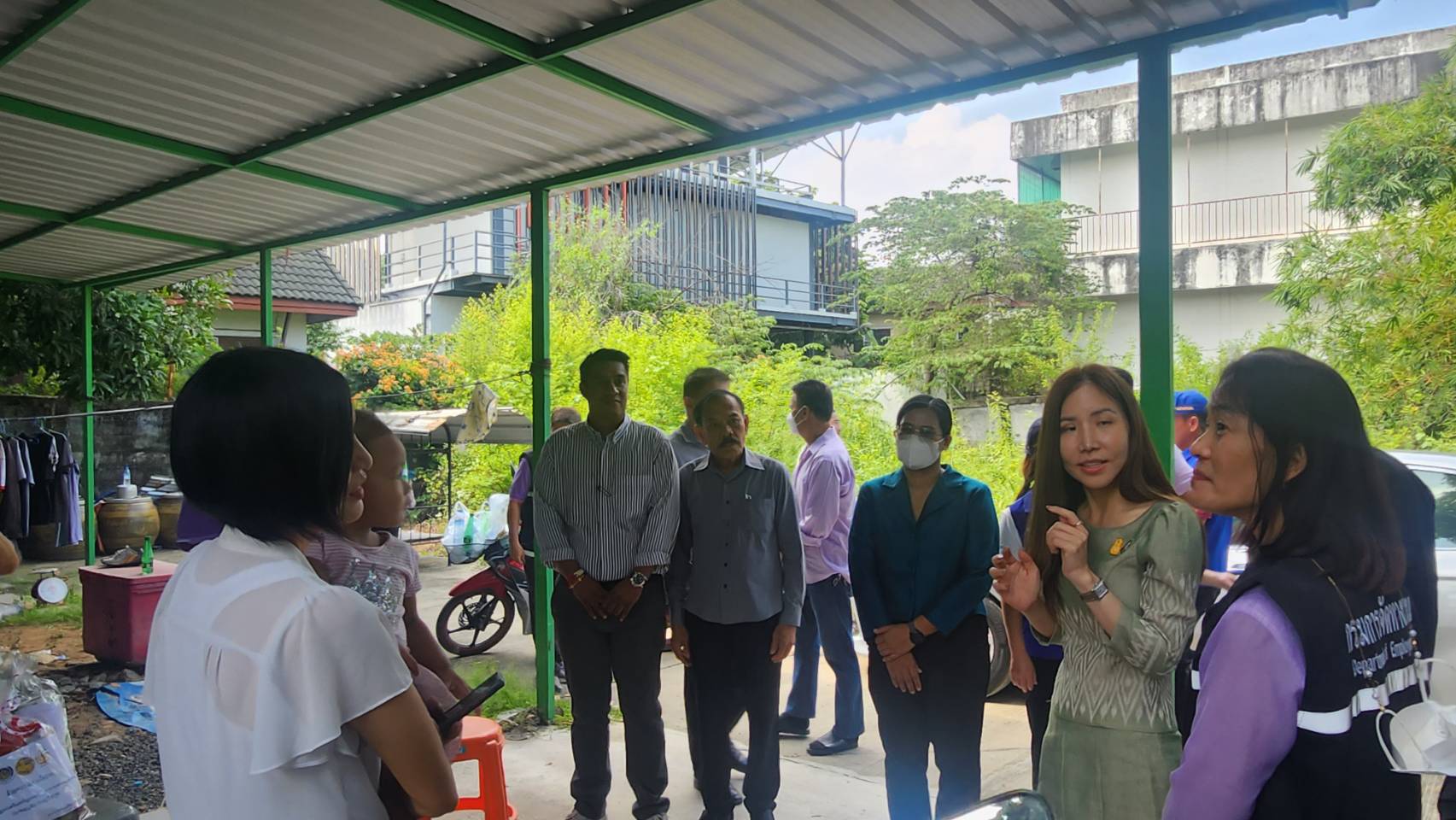 จังหวัดนนทบุรี ส่งความห่วงใยและสร้างขวัญกำลังใจให้กับครอบครัวแรงงานไทยในอิสราเอล