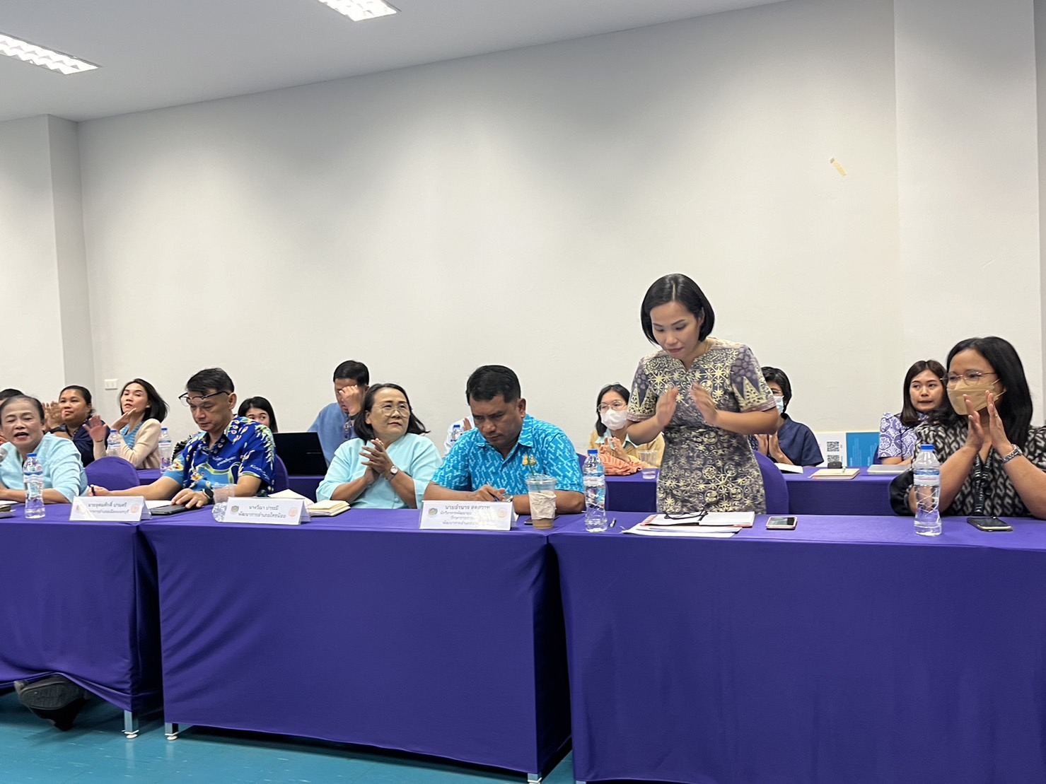 พช.นนทบุรี จัดประชุมเชิงปฏิบัติการเจ้าหน้าที่สำนักงานพัฒนาชุมชนจังหวัดนนทบุรี เพื่อขับเคลื่อนงานพัฒนาชุมชน ประจำปีงบประมาณ พ.ศ. ๒๕๖๗