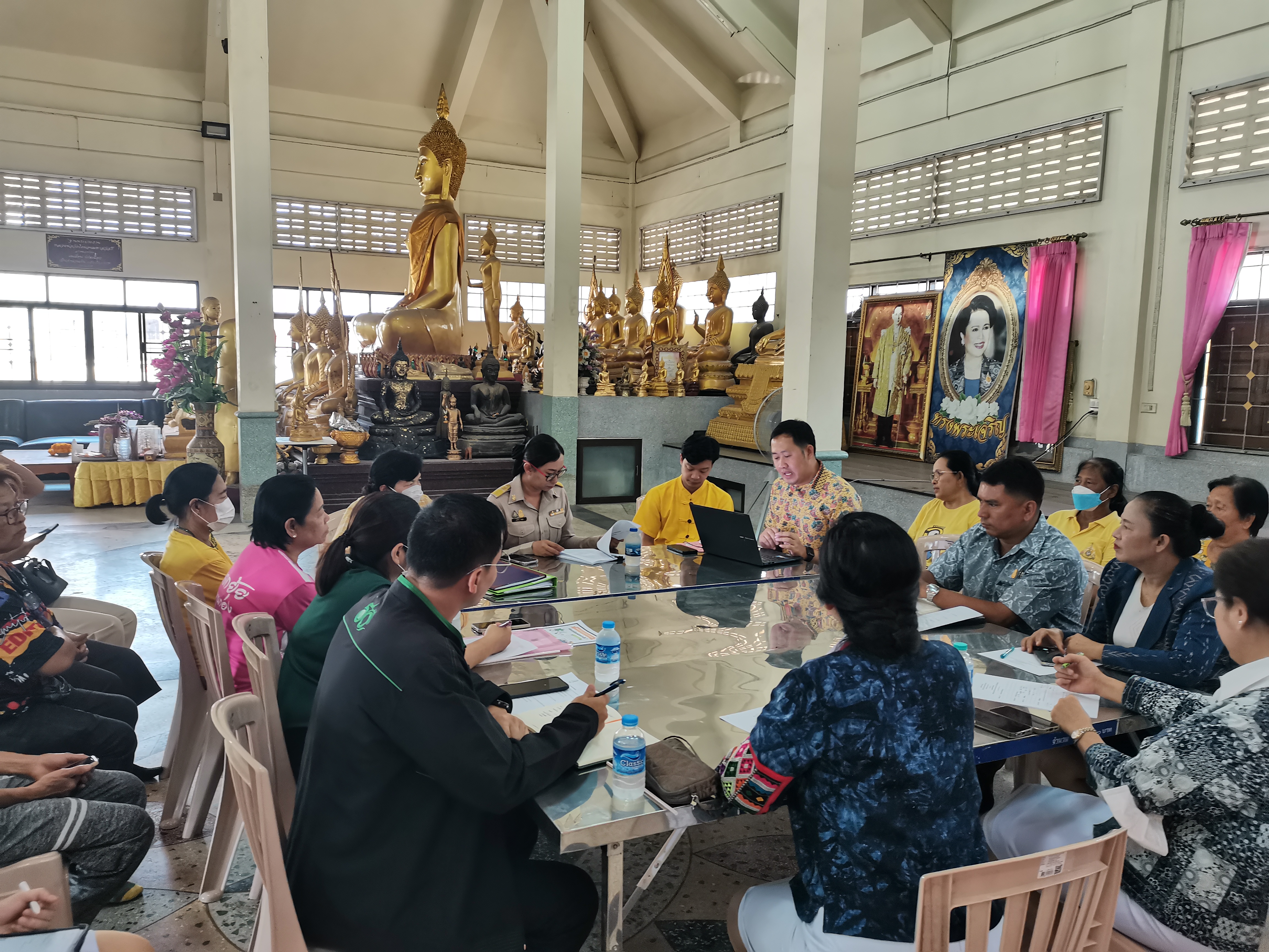 นนทบุรี หารือเตรียมความพร้อมยกระดับศูนย์ทอผ้าจังหวัดนนทบุรี วัดโคนอนมหาสวัสดิ์ อำเภอบางกรวย จังหวัดนนทบุรี