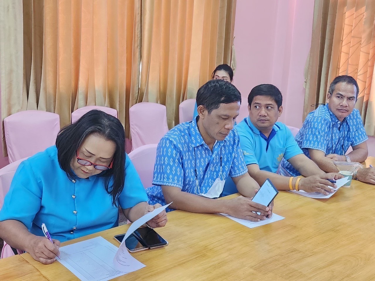 สพจ.นนทบุรี ขับเคลื่อนกองทุนแม่ของแผ่นดิน หนุนเสริมพลังชุมชนต่อต้านยาเสพติดให้หมดสิ้นจากแผ่นดิน