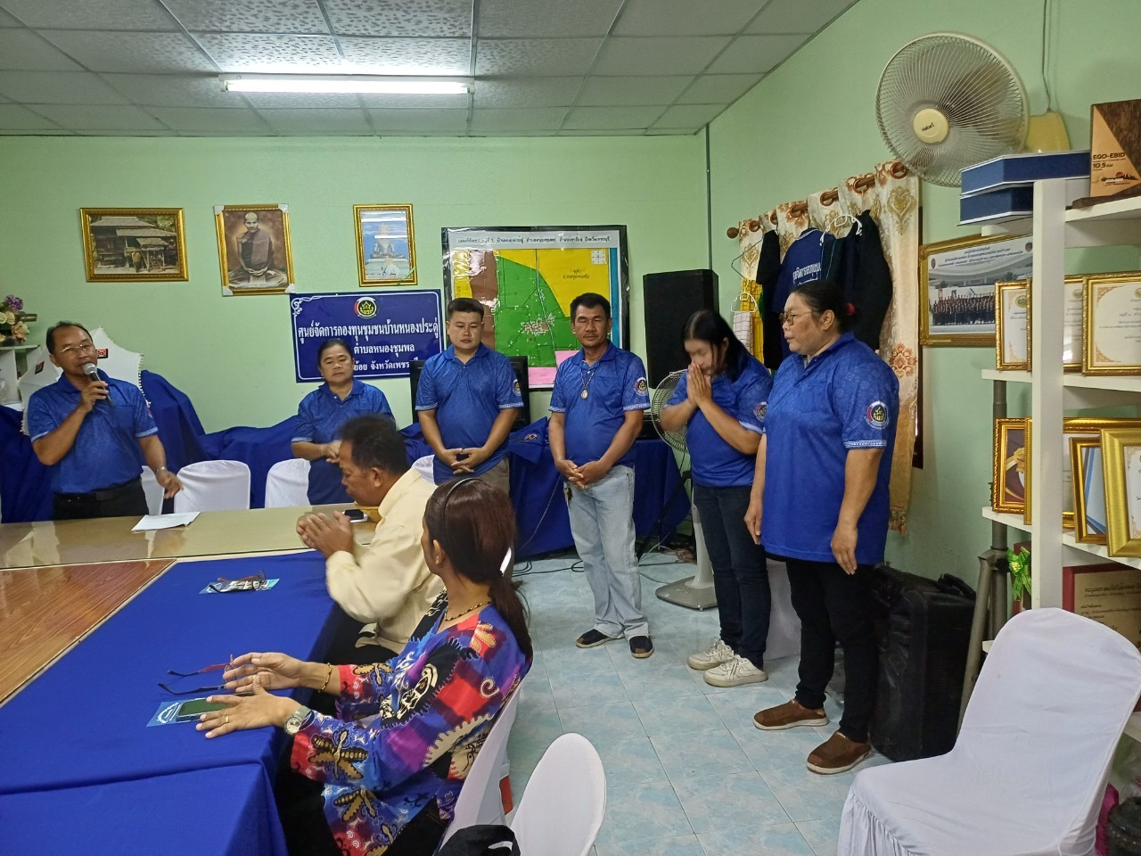 พช.ปากเกร็ดศึกษาดูงานศูนย์จัดการกองทุนชุมชนบ้านดงตากิต และบ้านหนองประดู่ จ.เพชรบุรี