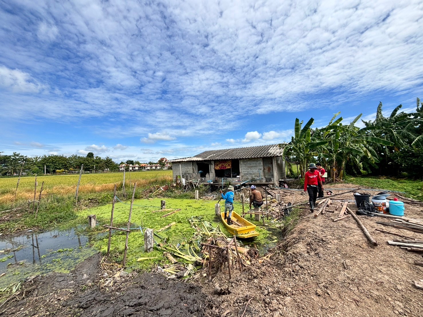 พช.บางใหญ่ ติดตามสนับสนุนโครงการบ้านห่วงใยจากใจ GLO ประจำปี 2566
