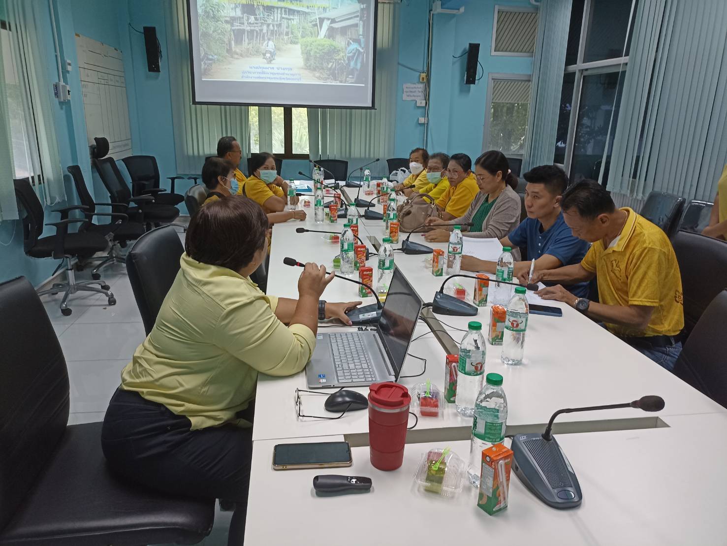 📌📑🎖️พช.บางกรวยดำเนินโครงการประชุมเชิงปฏิบัติการเสริมสร้างธรรมาภิบาลโครงการแก้ไขปัญหาความยากจน (กข.คจ) ระดับอำเภอ