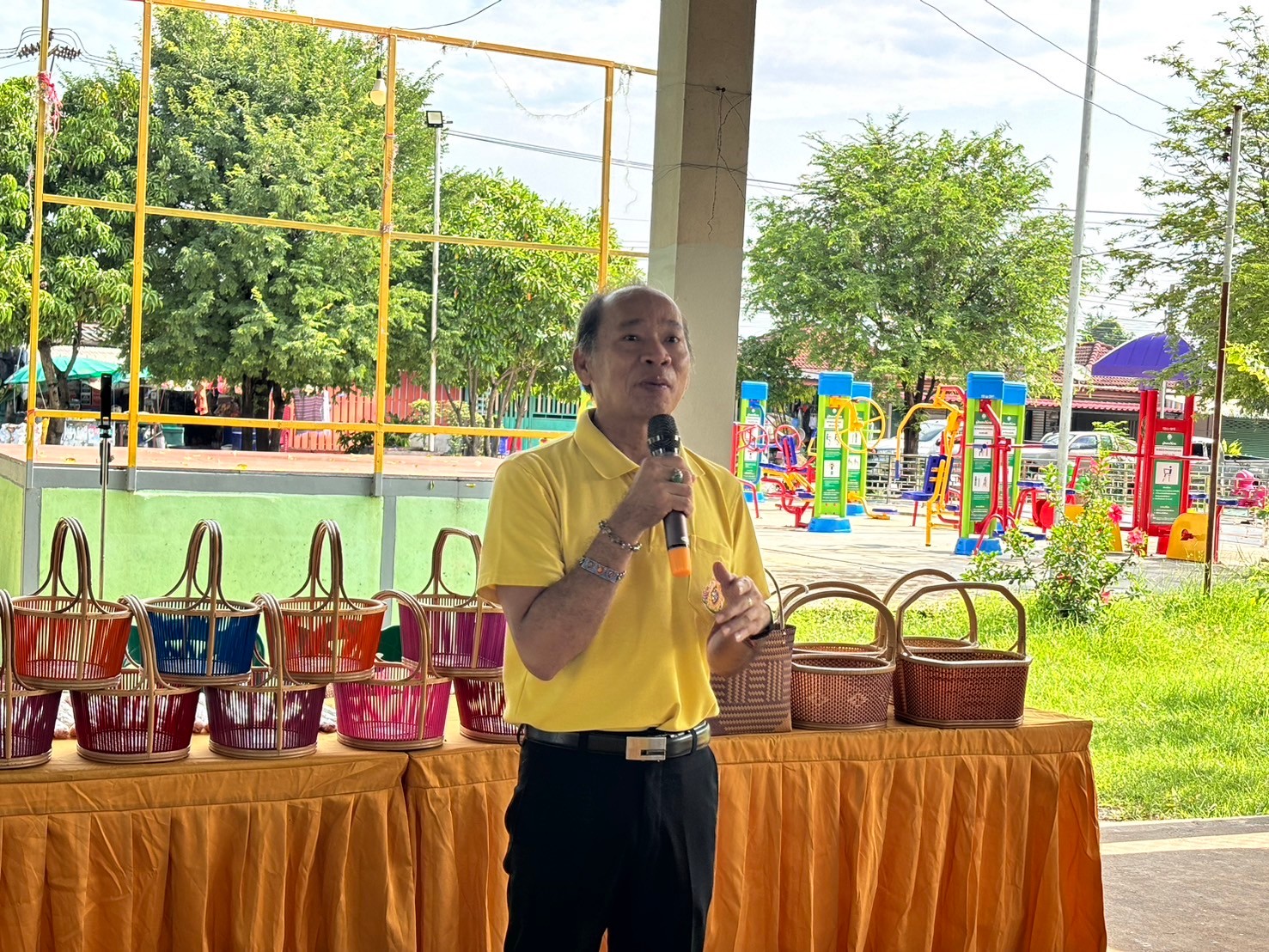 พช. บางใหญ่ สนับสนุนโครงการสนับสนุนการขับเคลื่อนกิจกรรมตามแผนพัฒนาตำบล กิจกรรมพัฒนาศักยภาพกลุ่ม องค์กร และเครือข่าย