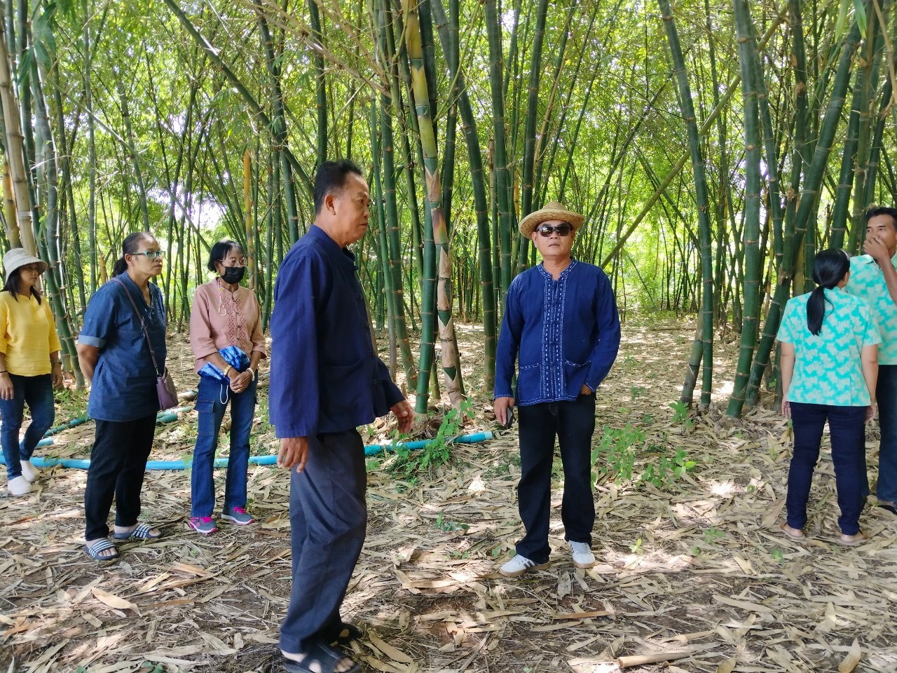 พช.ปากเกร็ดศึกษาดูงานศูนย์จัดการกองทุนชุมชนบ้านดงตากิต และบ้านหนองประดู่ จ.เพชรบุรี