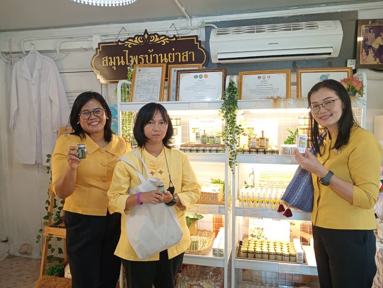 📣📣 พช.นนท์ : ร่วมการพิจารณาคัดเลือกคนกองทุนพัฒนาบทบาทสตรีดีเด่นระดับเขตตรวจราชการที่ 2 กลุ่มจังหวัดภาคกลางปริมณฑล