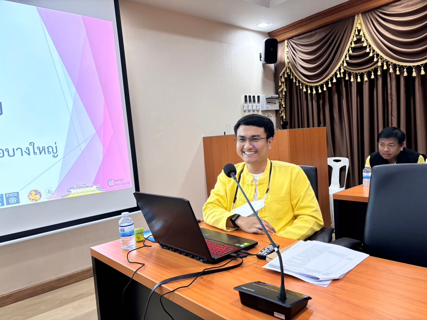 พช.บางใหญ่ ดำเนินการประชุมรับรองข้อมูล จปฐ. ปี 2567 อำเภอบางใหญ่