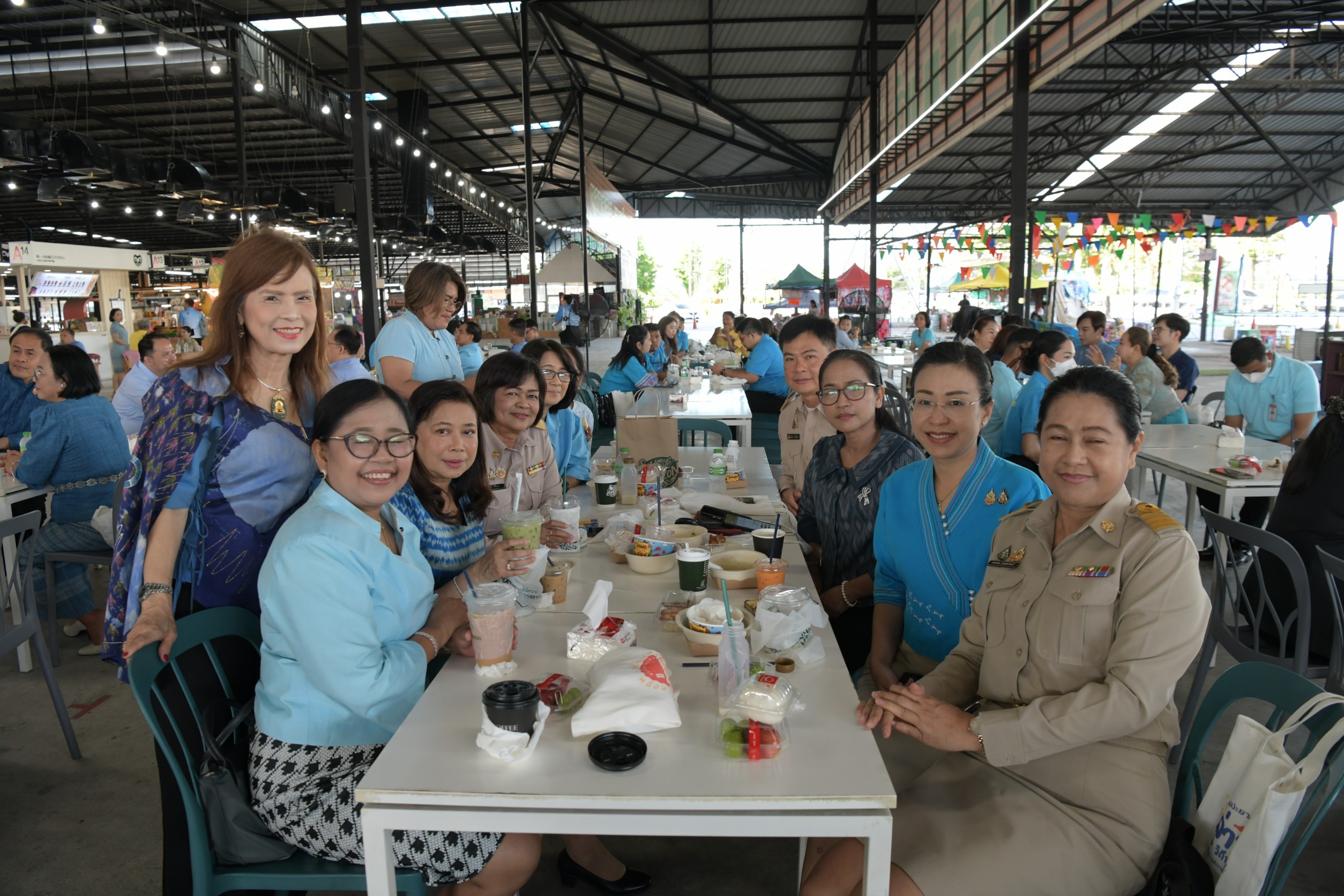 พช ฺนนทบุรีเข้าร่วมประชุมหารือข้าราชการ (สภากาแฟ) จังหวัดนนทบุรี