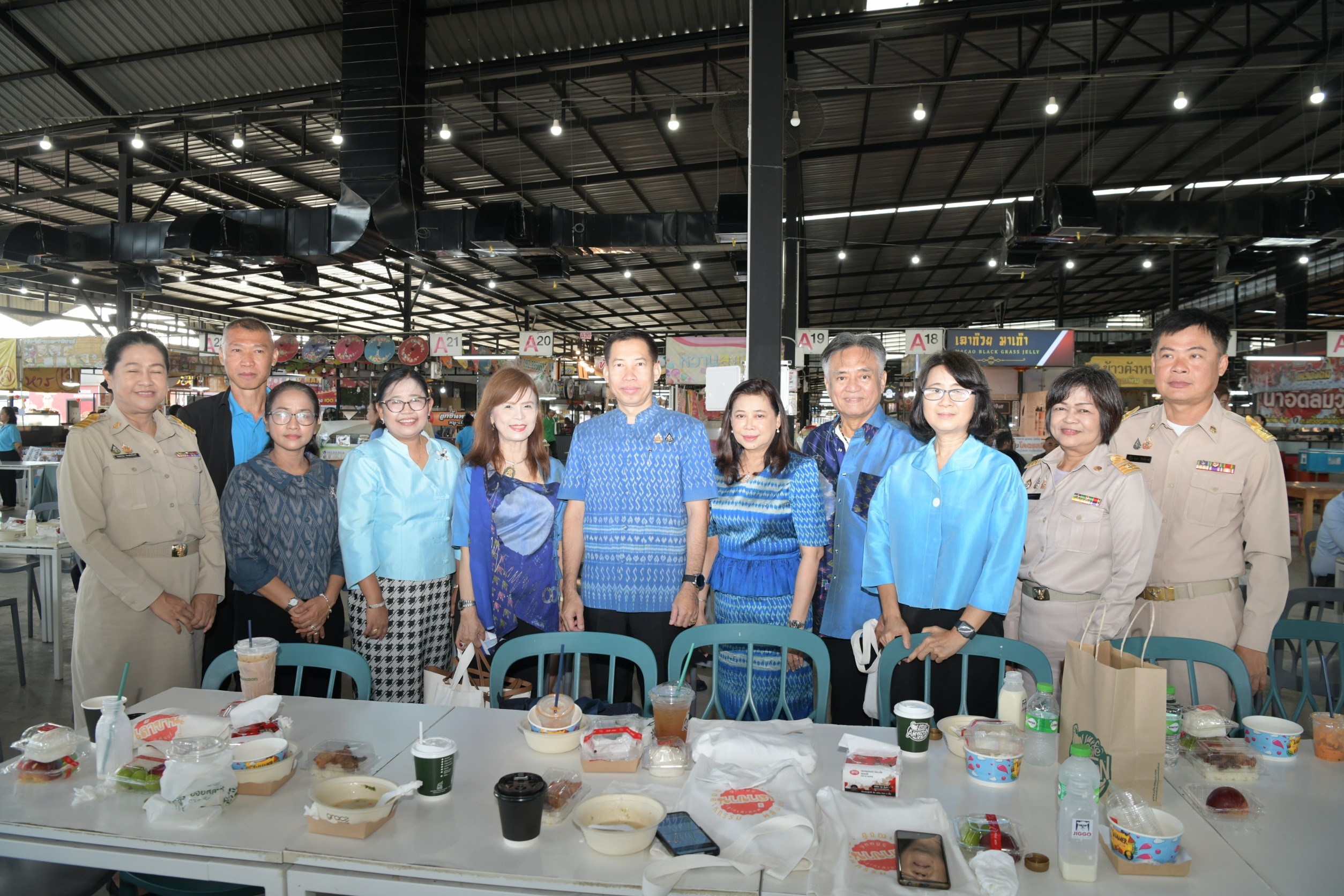 พช ฺนนทบุรีเข้าร่วมประชุมหารือข้าราชการ (สภากาแฟ) จังหวัดนนทบุรี