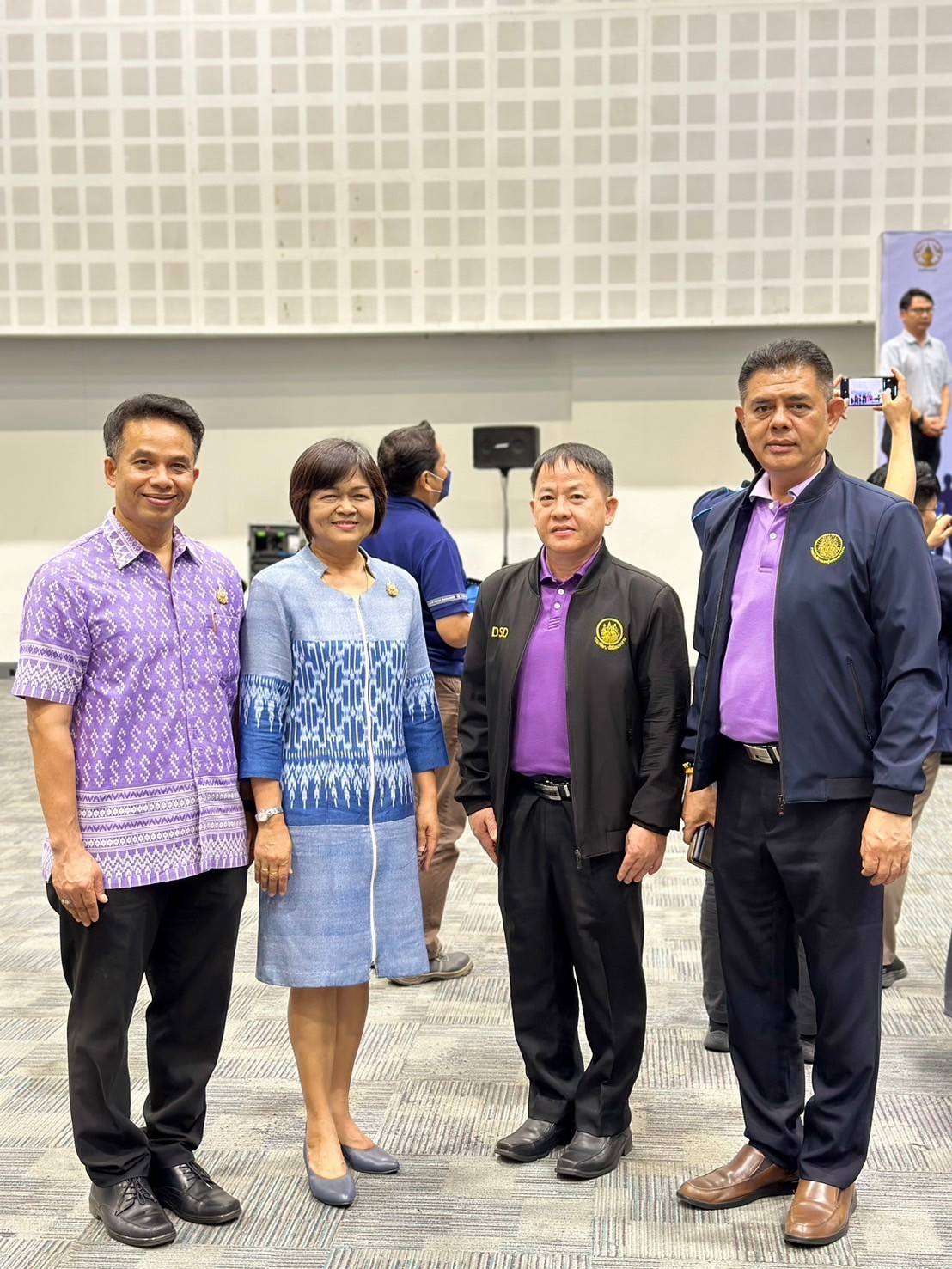 พช.นนทบุรีร่วมพิธีเปิดงานวันนัดพบแรงงานจังหวัดนนทบุรี “job Fair @Nonthaburi2024”