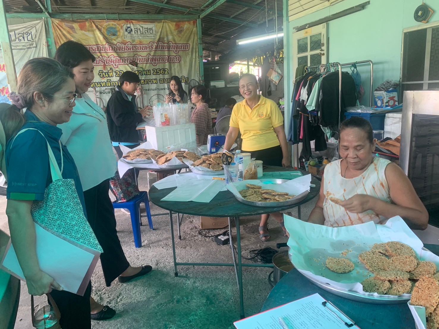 พช.นนท์ ลงพื้นที่ขับเคลื่อนการพัฒนาเศรษฐกิจฐานรากและประชารัฐจังหวัดนนทบุรี อำเภอปากเกร็ด