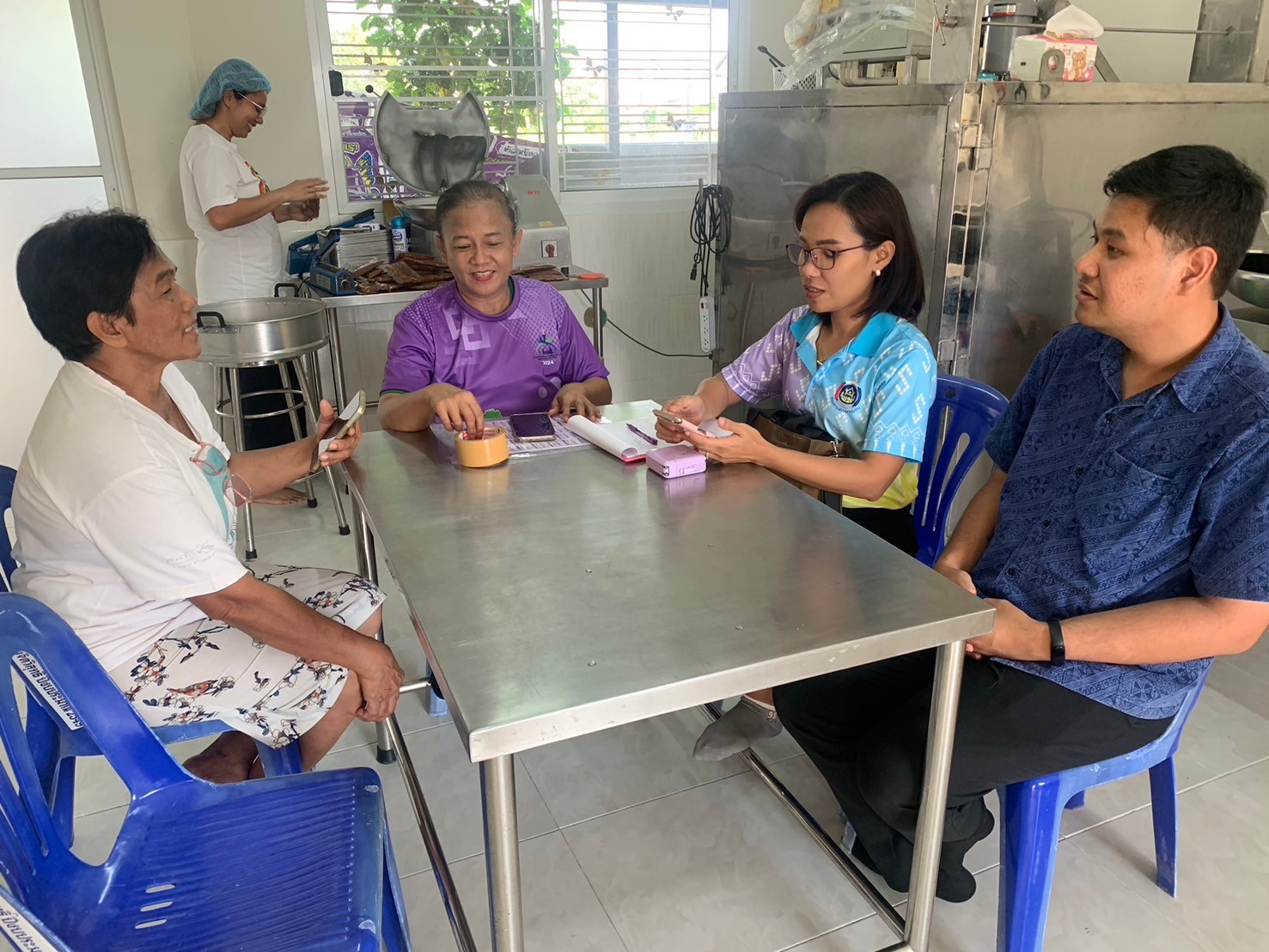 พช.นนท์ ลงพื้นที่ขับเคลื่อนการพัฒนาเศรษฐกิจฐานรากและประชารัฐจังหวัดนนทบุรี