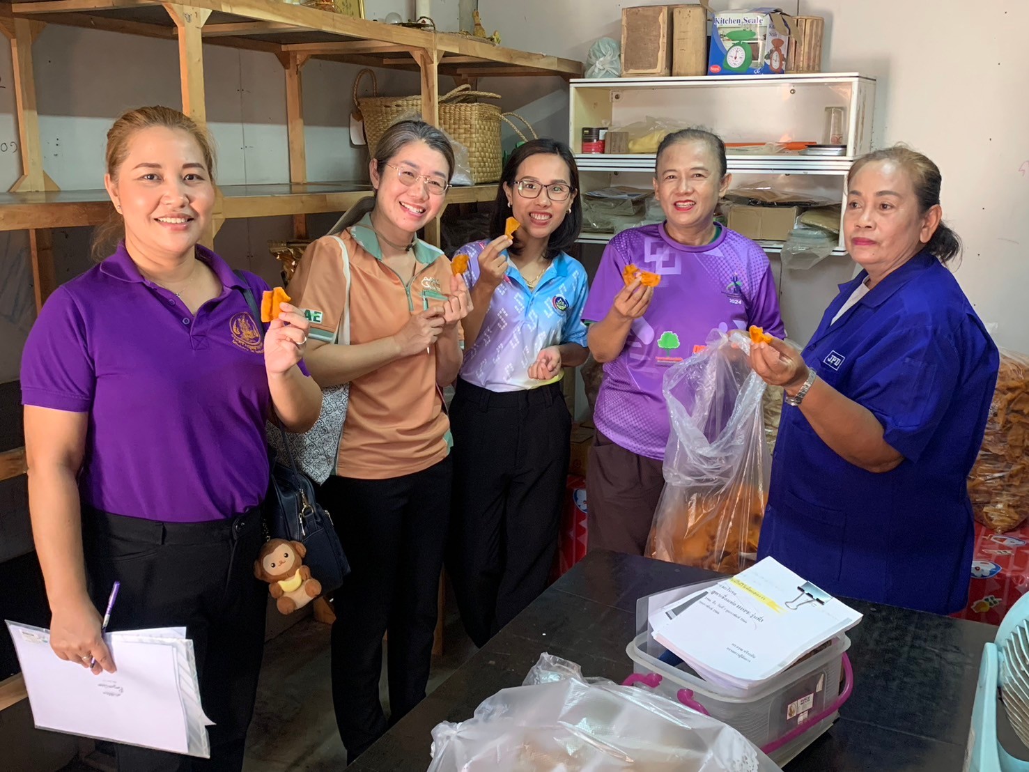 พช.นนท์ ลงพื้นที่ขับเคลื่อนการพัฒนาเศรษฐกิจฐานรากและประชารัฐจังหวัดนนทบุรี