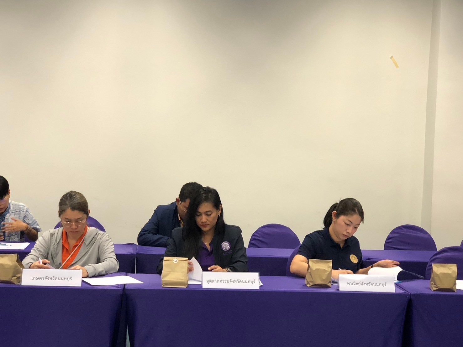 พช.นนท์ จัดประชุมคณะกรรมการประสานและขับเคลื่อนนโยบายสานพลังประชารัฐประจำจังหวัด (คสป.)