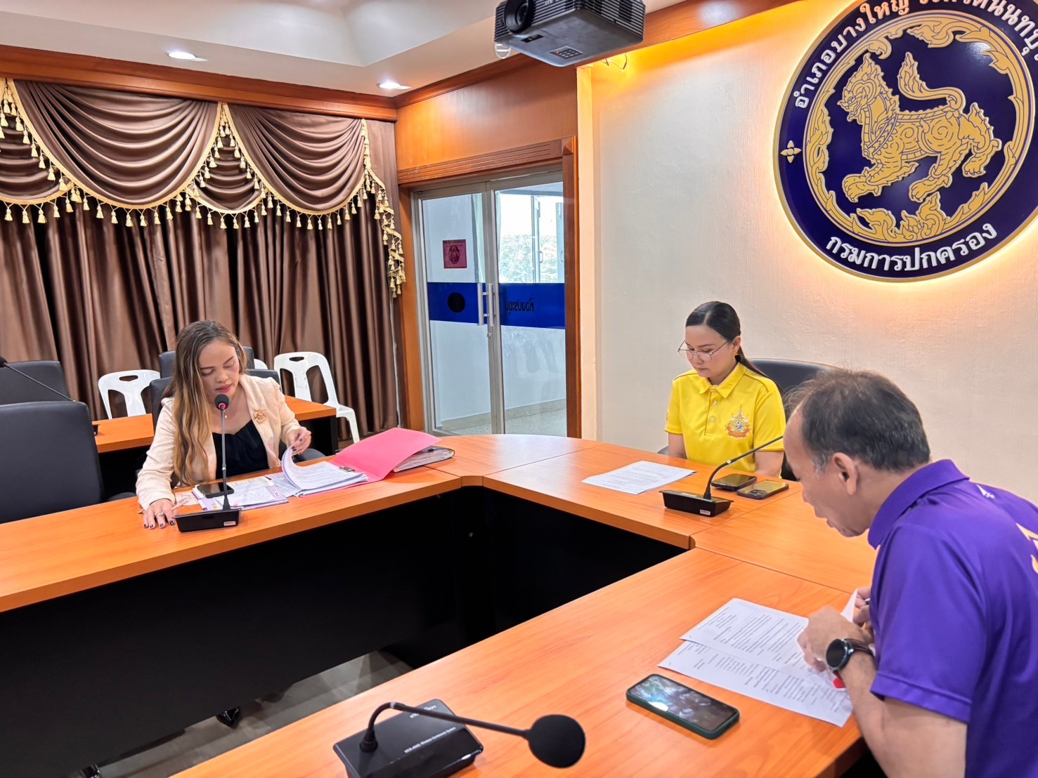 พช.บางใหญ่ จัดประชุมคณะอนุกรรมการกลั่นกรองและติดตามการดำเนินงานกองทุนพัฒนาบทบาทสตรีอำเภอบางใหญ่ ครั้งที่ 4/2567