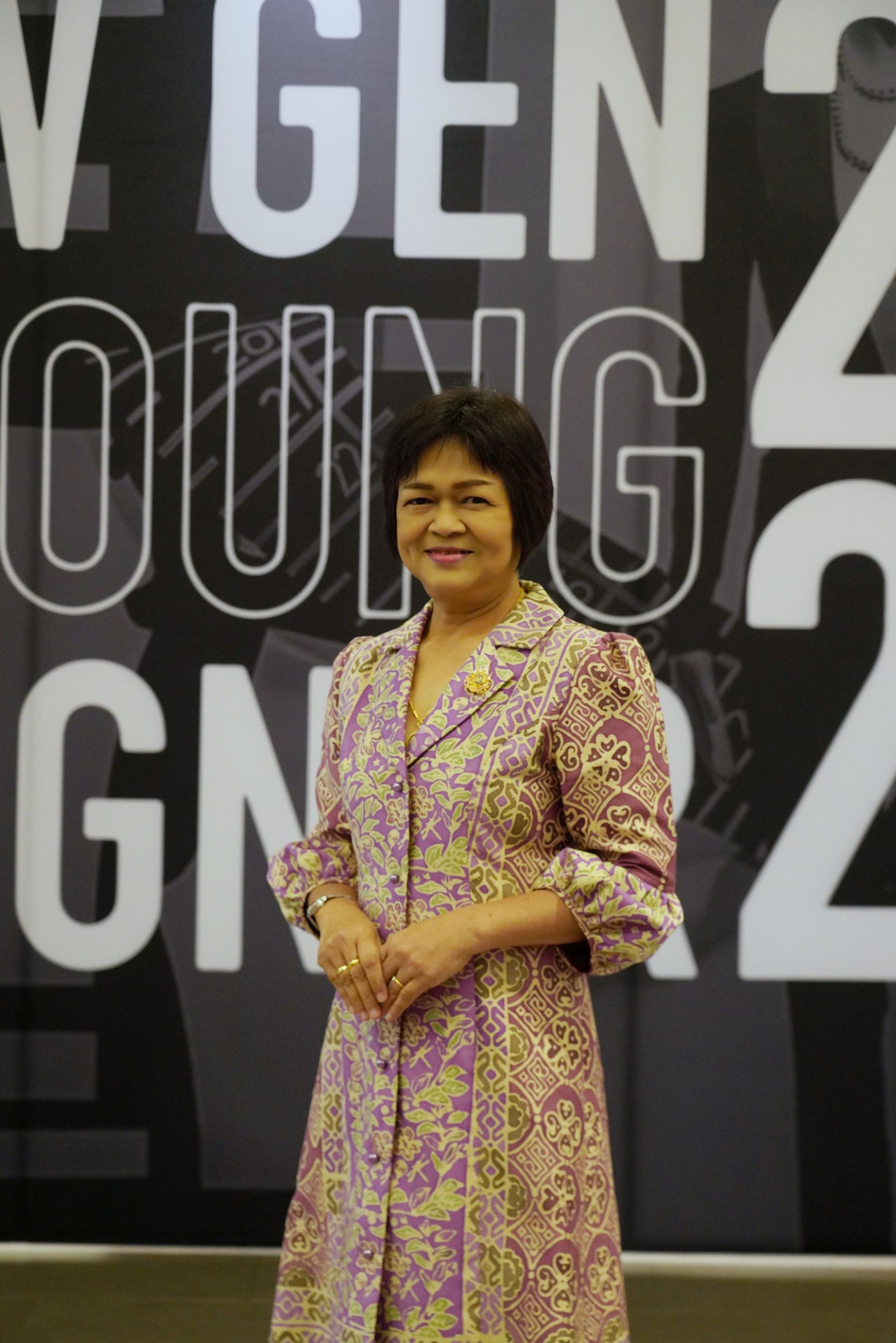 พช.นนทบุรี ร่วมการประกวด New Gen Young Designer 2024 นักออกแบบผ้าไทยใส่ให้สนุกรุ่นใหม่ รังสรรค์การออกแบบตัดเย็บผืนผ้าไทยให้มีความสวยงาม ทันสมัย สู่สากล