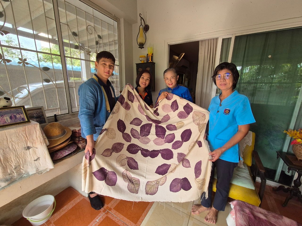 สพจ.นนทบุรี ลงพื้นที่ตรวจสอบสถานที่ผลิตผู้มายื่นลงทะเบียนเป็น ผู้ผลิต ผู้ประกอบการ OTOP/ OTOP ชวนชิม