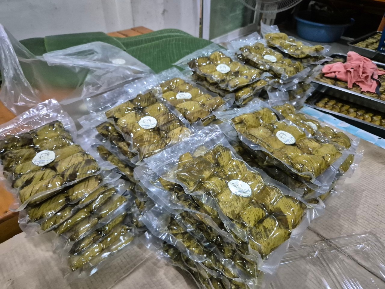 สพจ.นนทบุรี ลงพื้นที่ตรวจสอบสถานที่ผลิตผู้มายื่นลงทะเบียนเป็น ผู้ผลิต ผู้ประกอบการ OTOP/ OTOP ชวนชิม