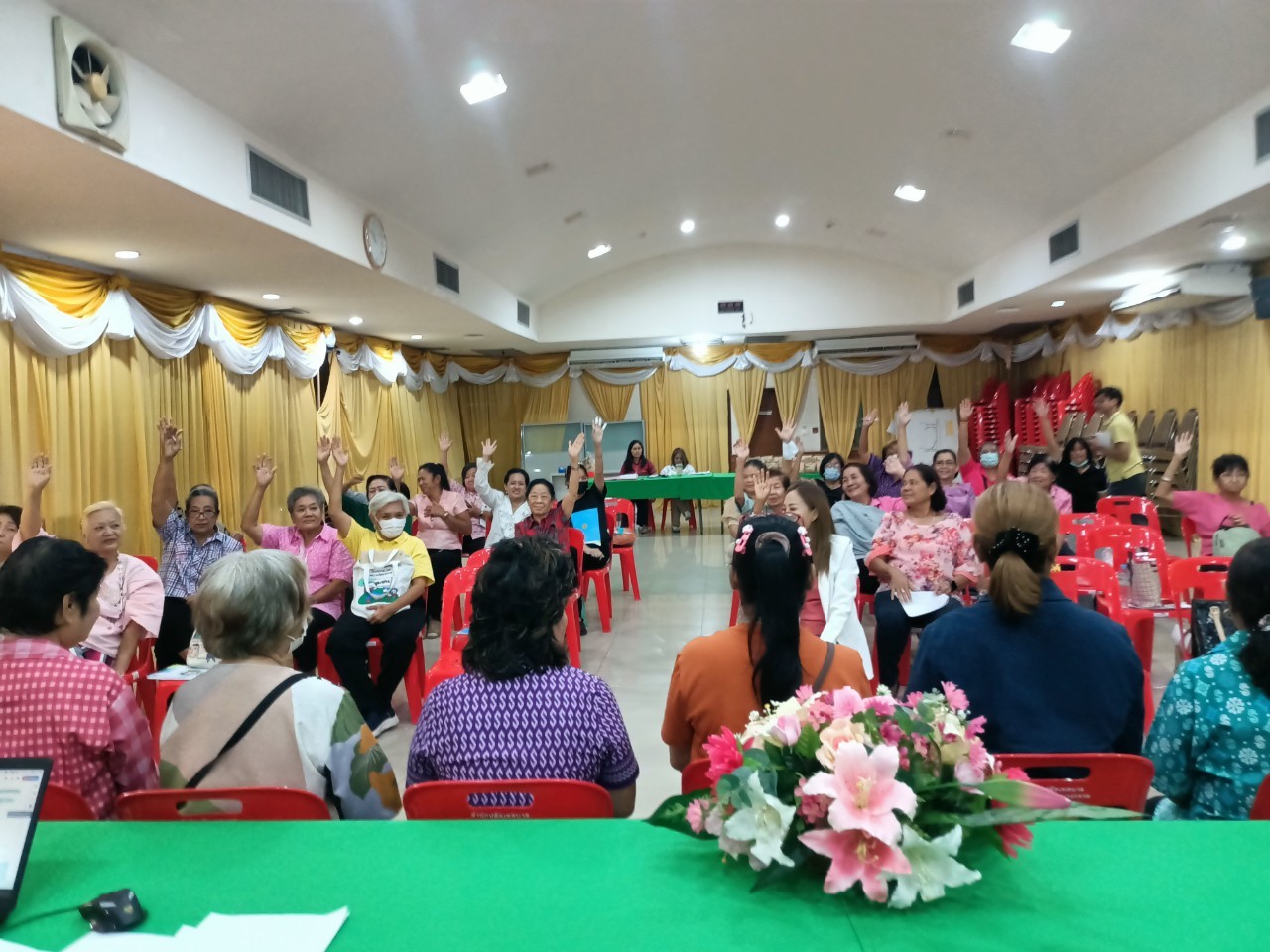 สพอ.บางกรวย จัดประชุมคณะขับเคลื่อนกองทุนพัฒนาบทบาทสตรีเทศบาลเมืองบางกรวย