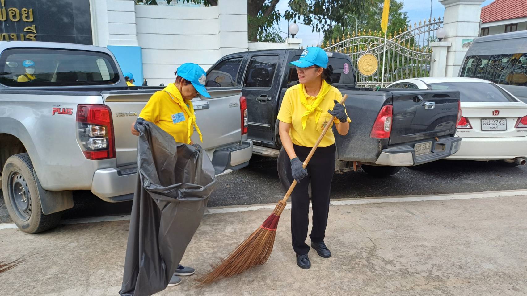 สพอ.ปากเกร็ด จ.นนทบุรี ร่วมกิจกรรมจิตอาสาพัฒนา เนื่องในวันนวมินทรมหาราช 13 ตุลาคม 2567