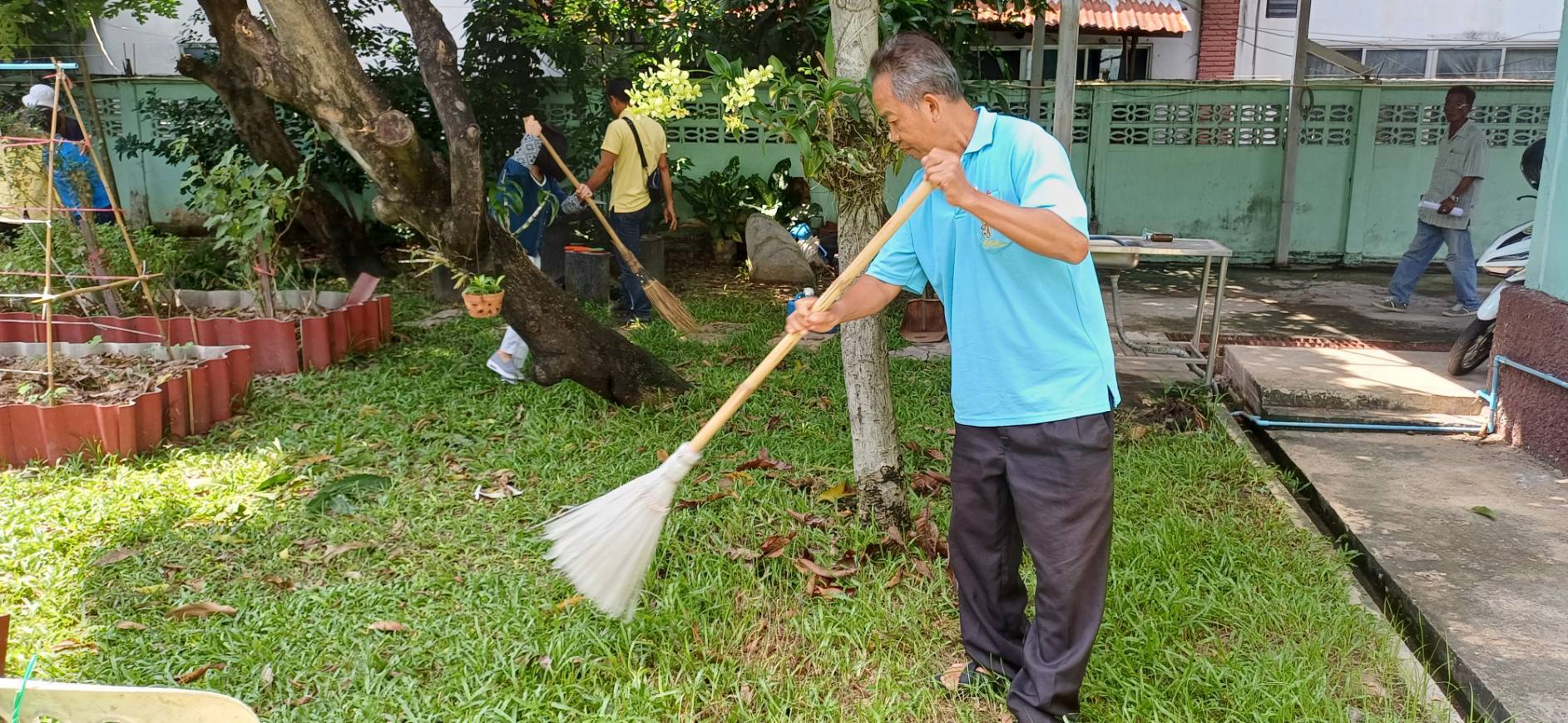 พช.ปากเกร็ดจัดกิจกรรมวันรักต้นไม้ประจำปีของชาติ พ.ศ.2567
