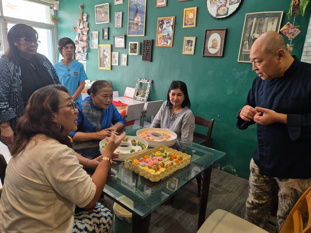 สพจ.นนทบุรี ลงพื้นที่ตรวจสอบสถานที่ผลิตผู้มายื่นลงทะเบียนเป็น ผู้ผลิต ผู้ประกอบการ OTOP/ OTOP ชวนชิม